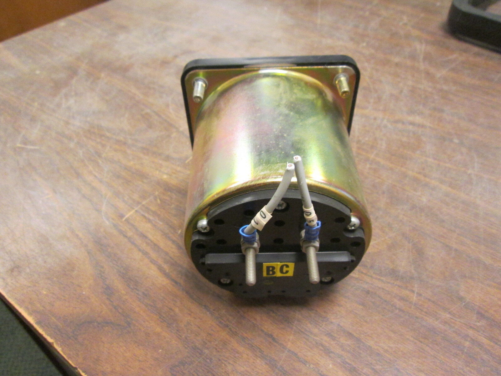 GE Ammeter 103131LSUA7PLY Range: 0-3000A AC Used