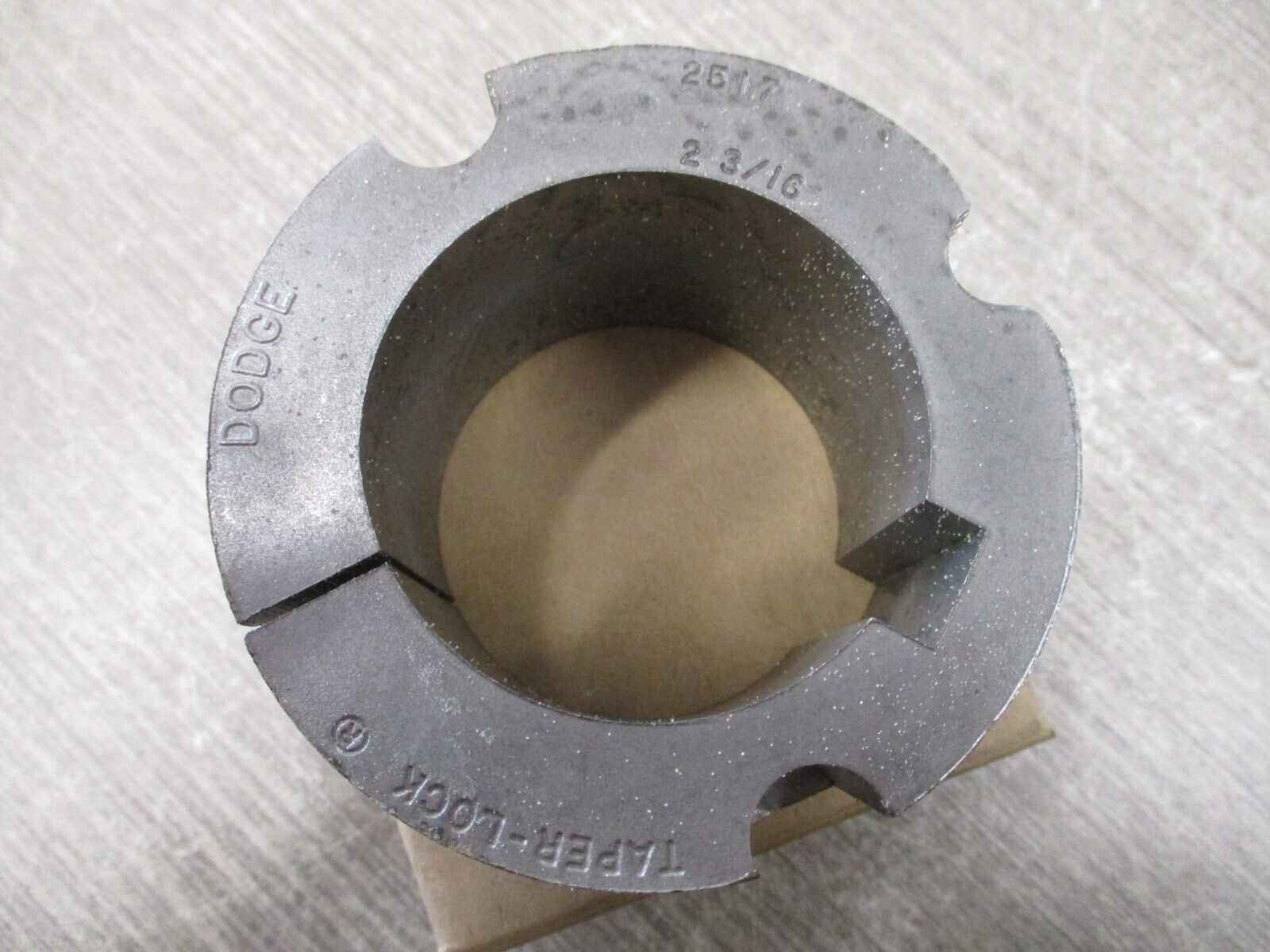 Dodge Bushing 117175 2517 x 2-3/16-KW New Surplus