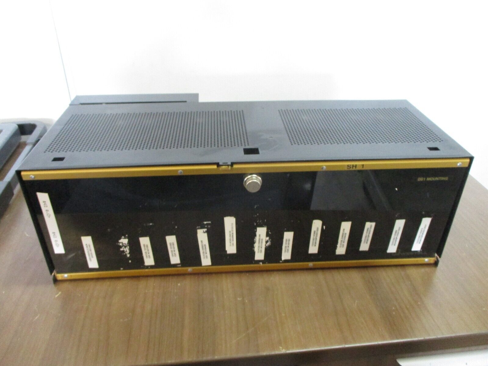 Westell T1 Far Loopback Shelf A90-31MA14D Rev. L Used