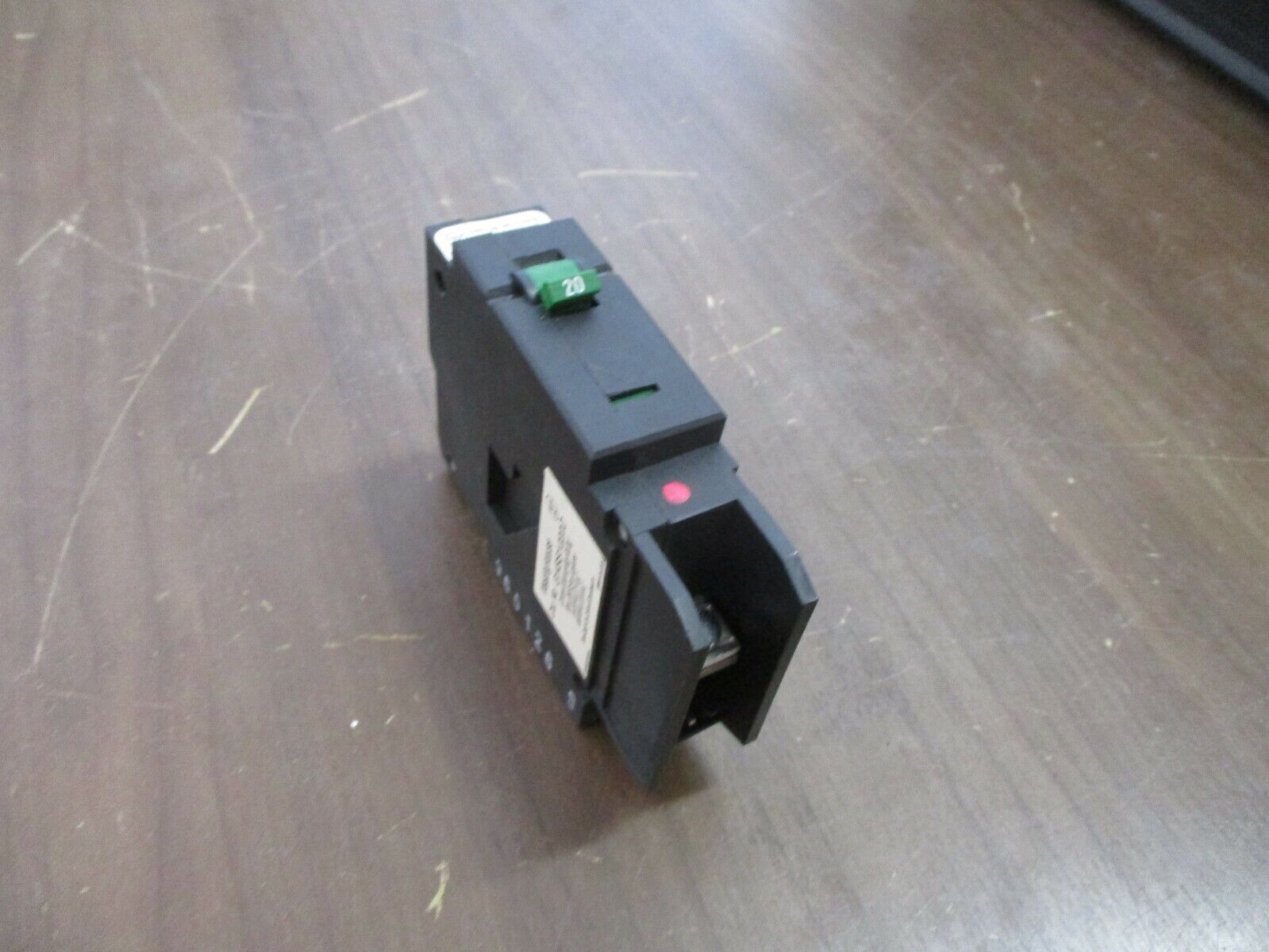 Westinghouse Bolt-On Circuit Breaker GHBS1020D 20A 277V 1P Used
