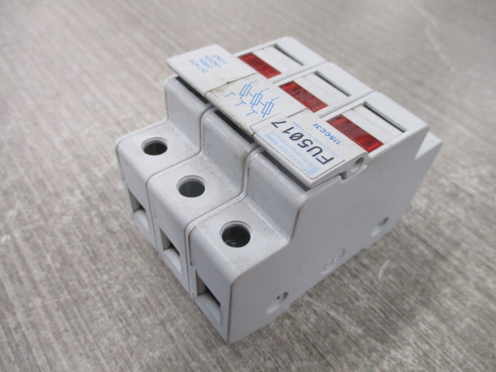 Ferraz Shawmut Fuseholder USCC3I 30A 600V 3P Used