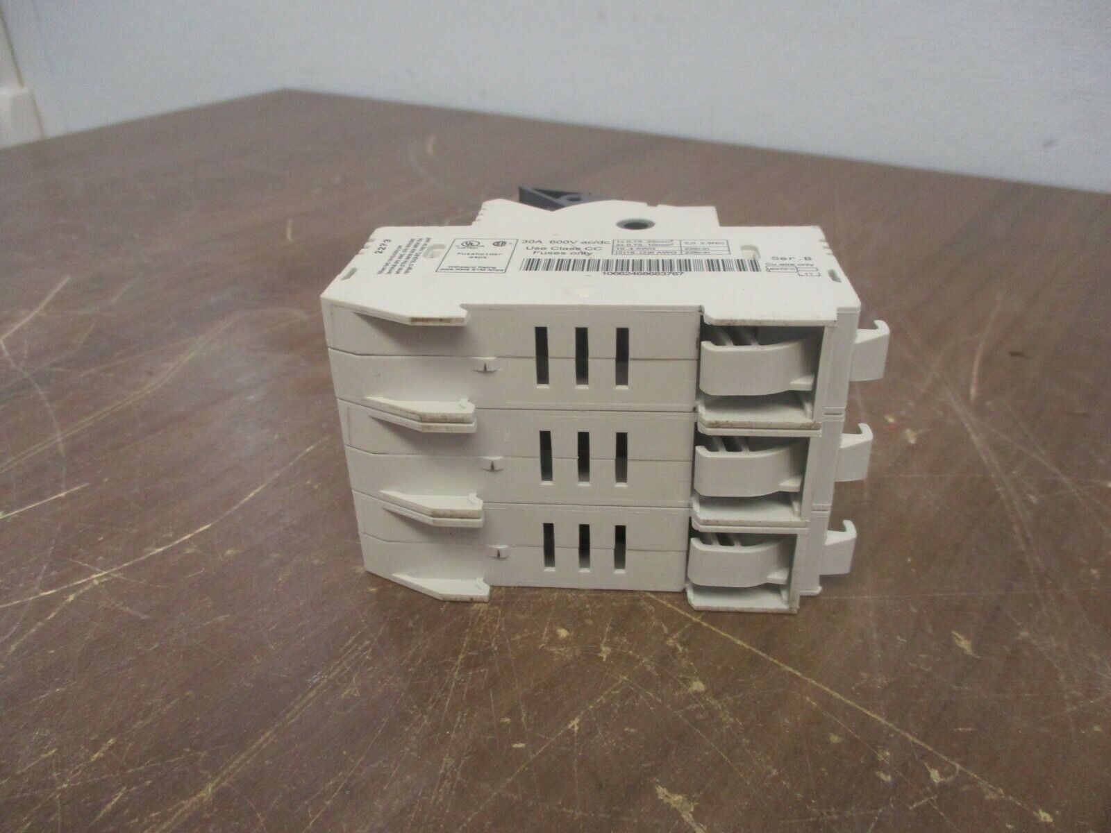 Allen-Bradley Fuseholder 1492-FB3C30 30A 600V 3P Used