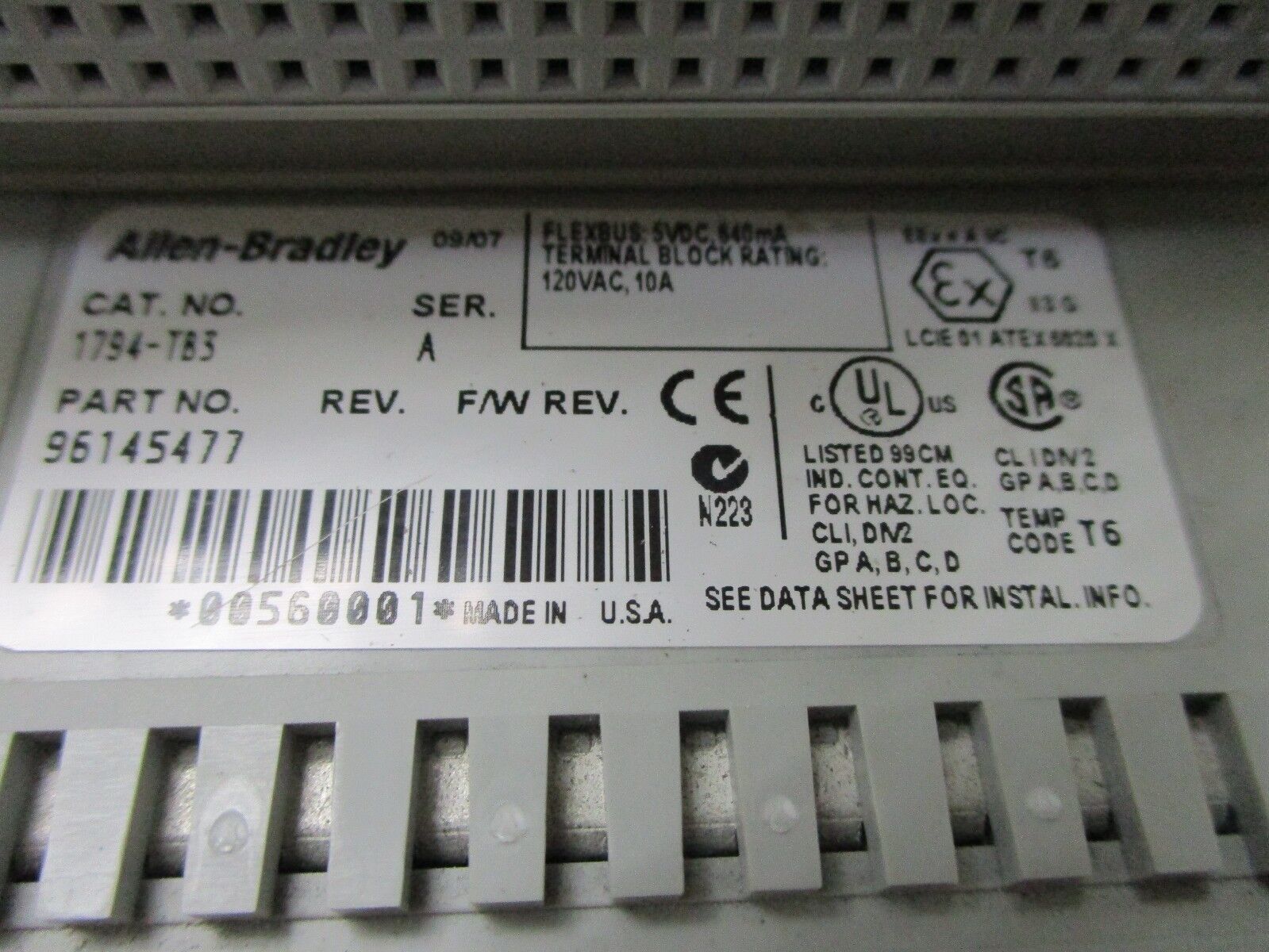 Allen-Bradley Flexbus Terminal Block 1794-TB3 Used