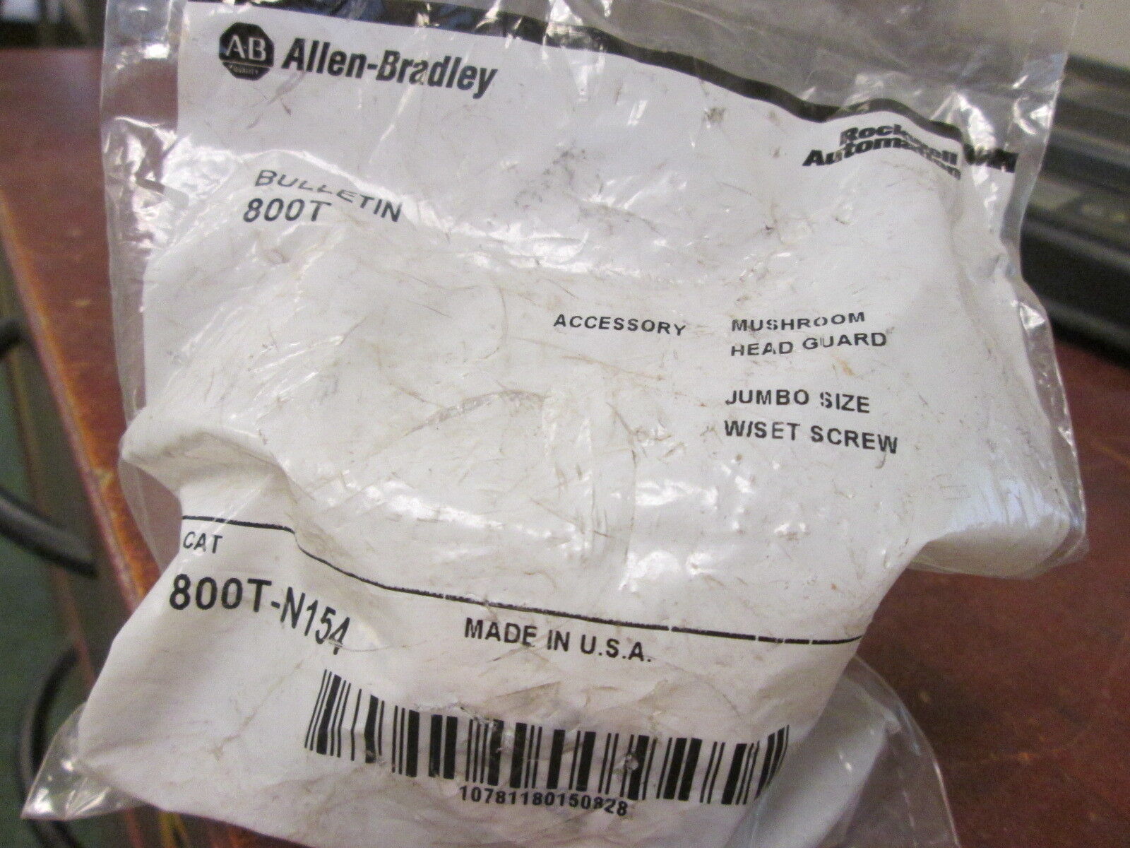 Allen-Bradley Mushroom Head Guard 800T-N154 Jumbo Size w/set screw New Surplus