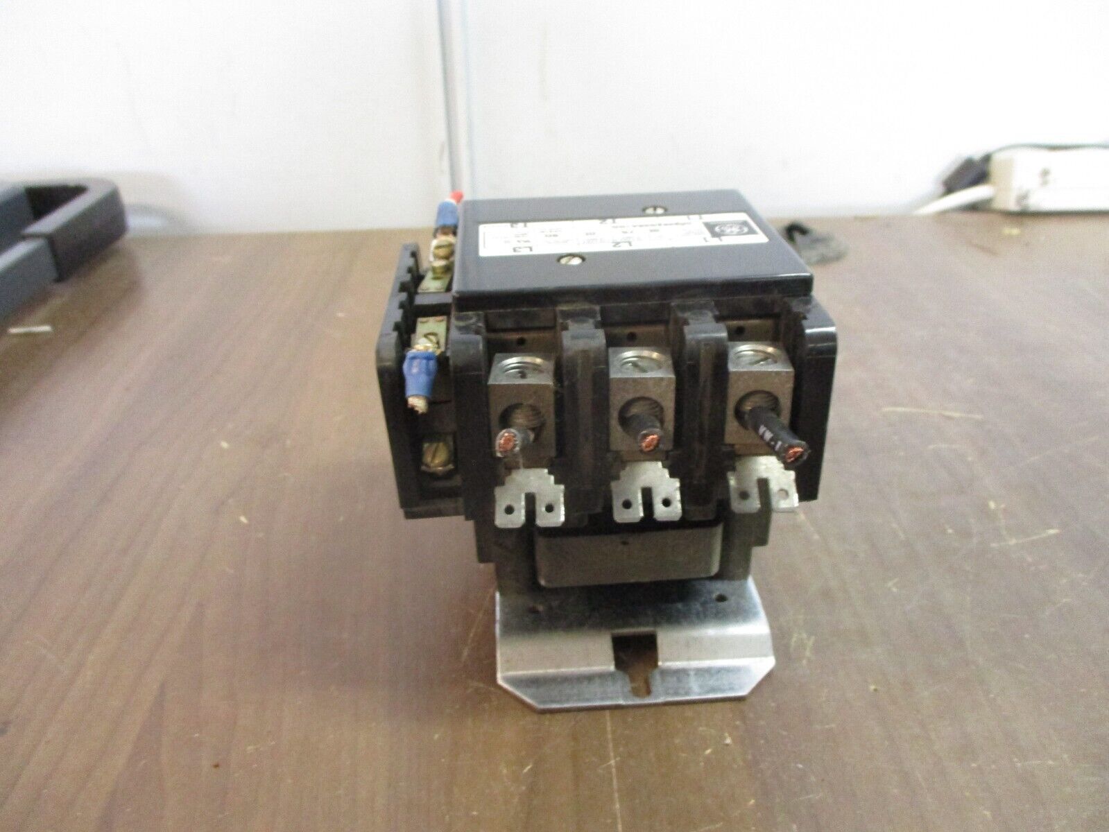 GE Contactor CR353EG3BA1DD 115-120V Coil 75A 600V Used