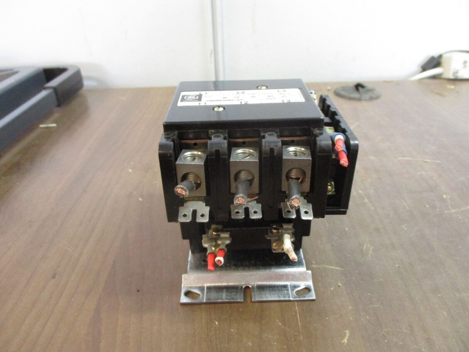 GE Contactor CR353EG3BA1DD 115-120V Coil 75A 600V Used