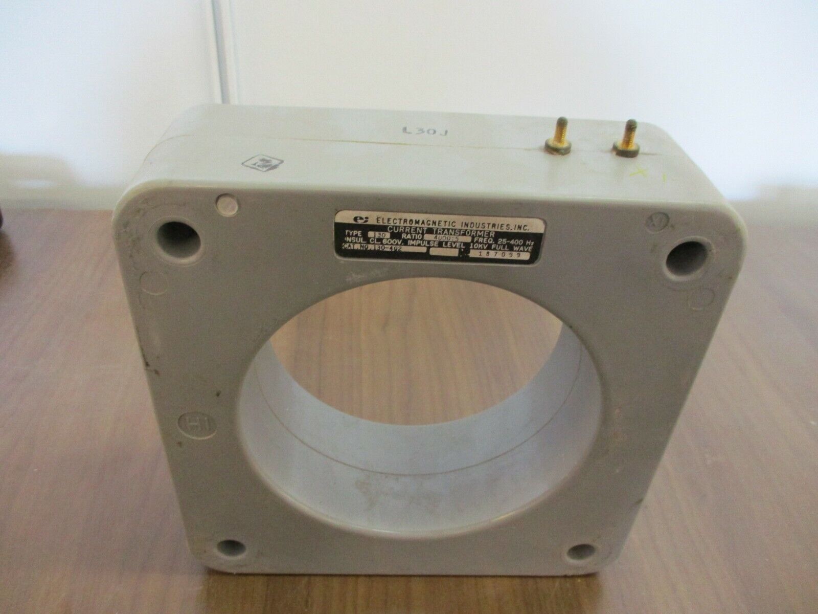 Electromagnetic Industries Current Transformer 500T- 402 Ratio 4000:5A Used