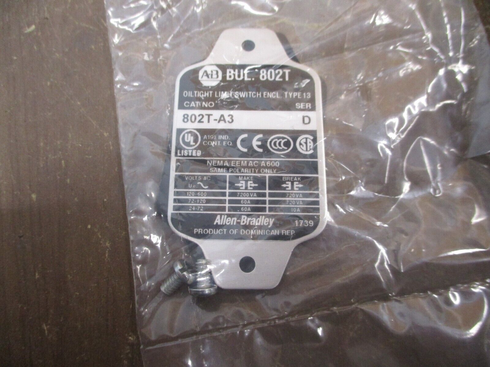 Allen-Bradley Oiltight Limit Switch 802T-A3 Ser. D New Surplus
