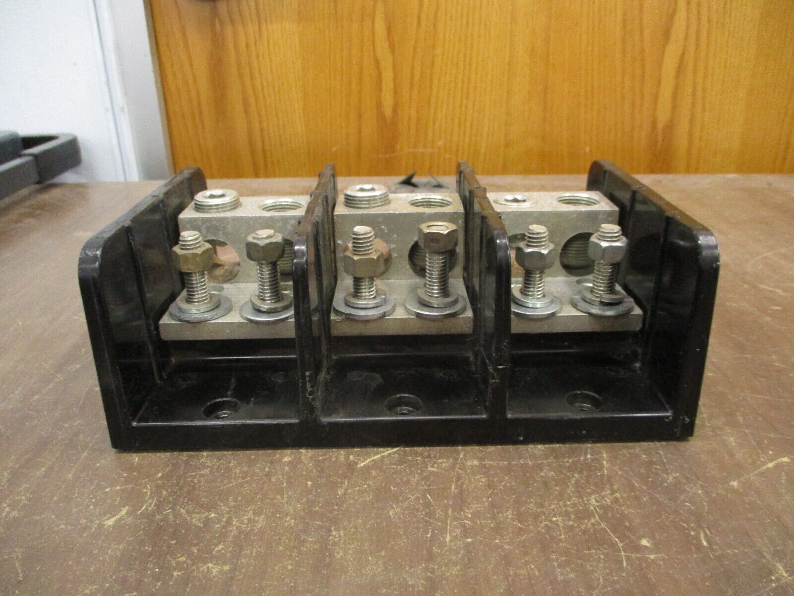 Marathon Power Distribution Block 1453599 5 760A 600V 3P Used