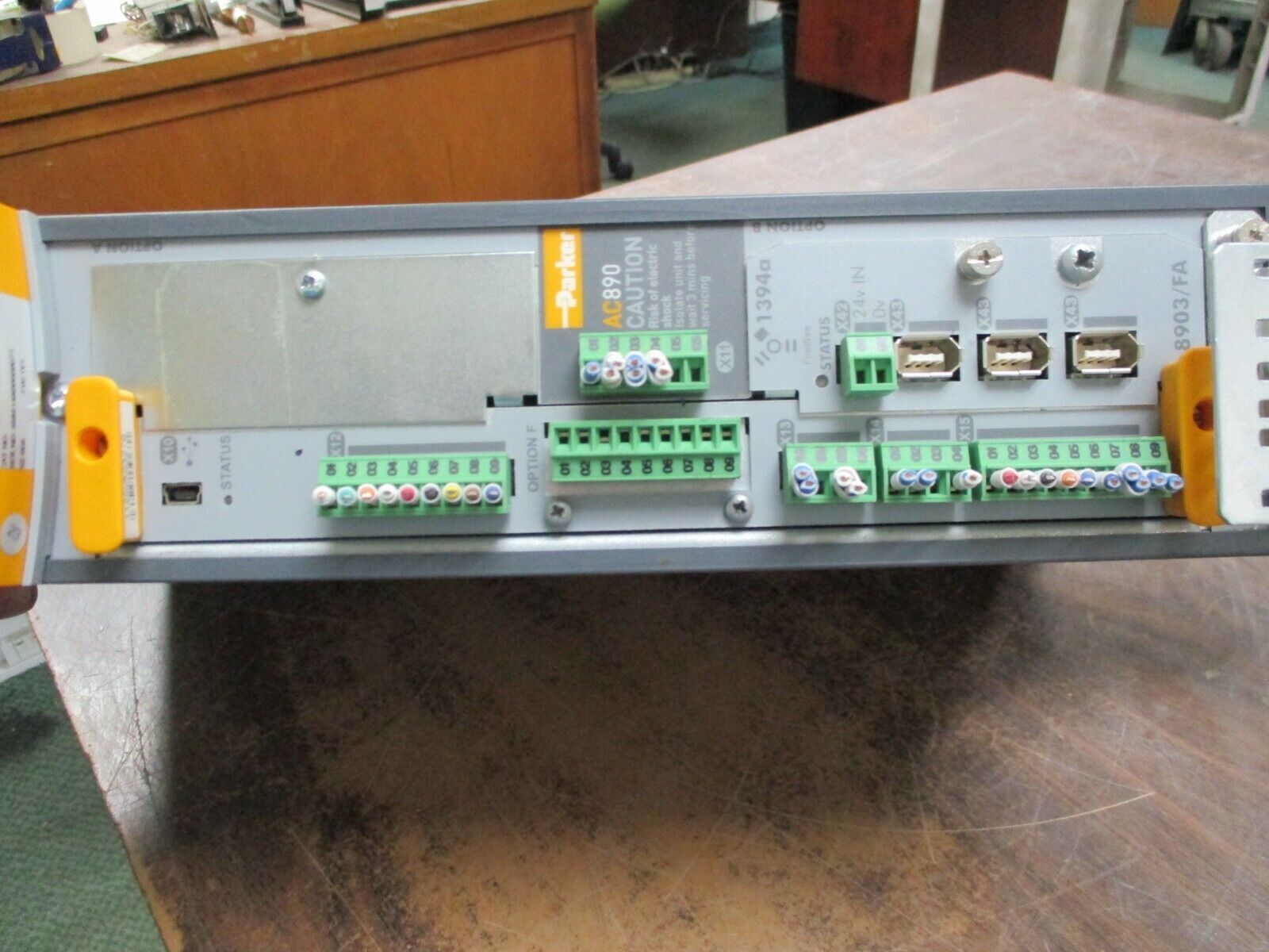 Parker Common DC Bus Drive 890CD/5/0004B/N/00/A/US FW: 3V8 Used