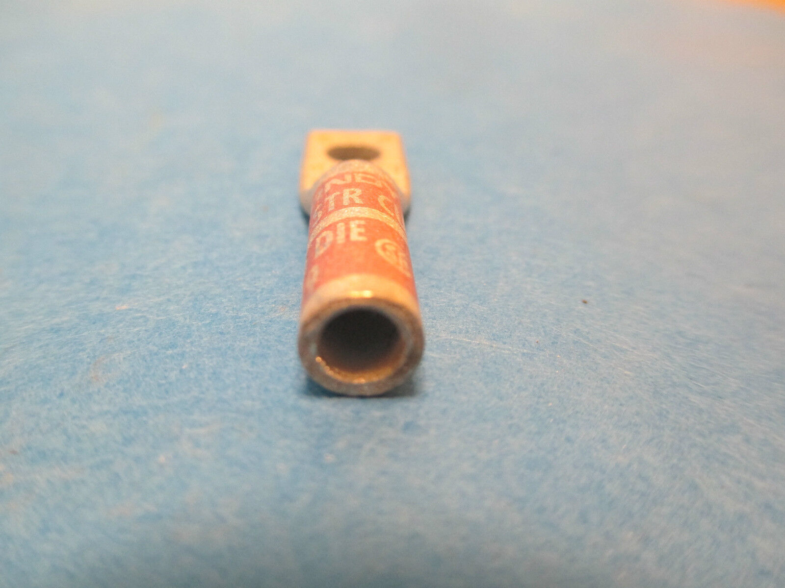 Burndy Crimp Lug YA8CTC10, 8STR CU, Red Die 49, New Surplus