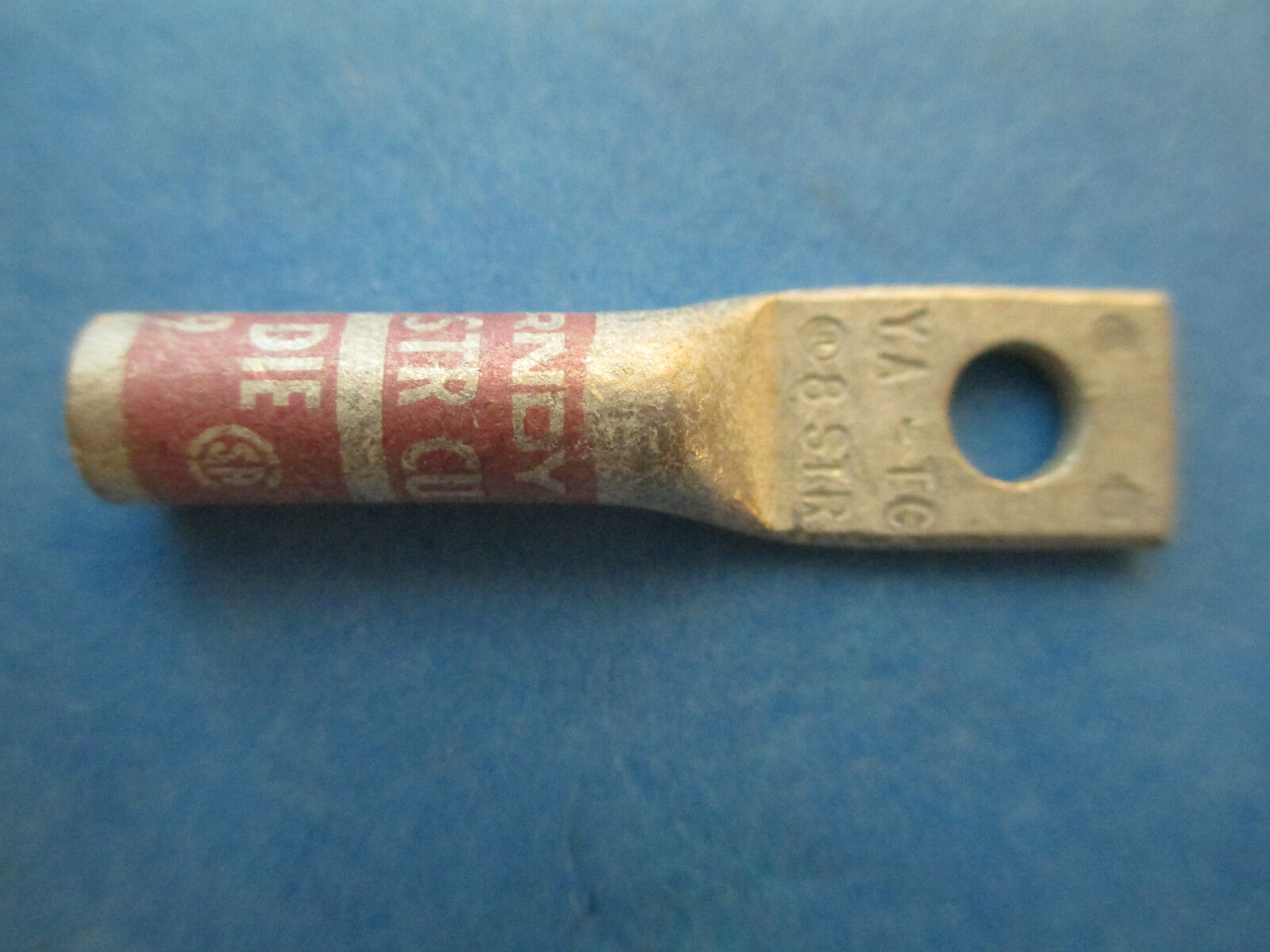 Burndy Crimp Lug YA8CTC10, 8STR CU, Red Die 49, New Surplus