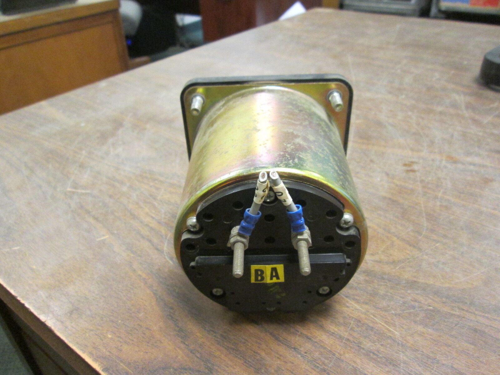 GE AC Ammeter 103131LSUE7PLD Range: 0-4000A *Missing Phase Plate Screw* Used