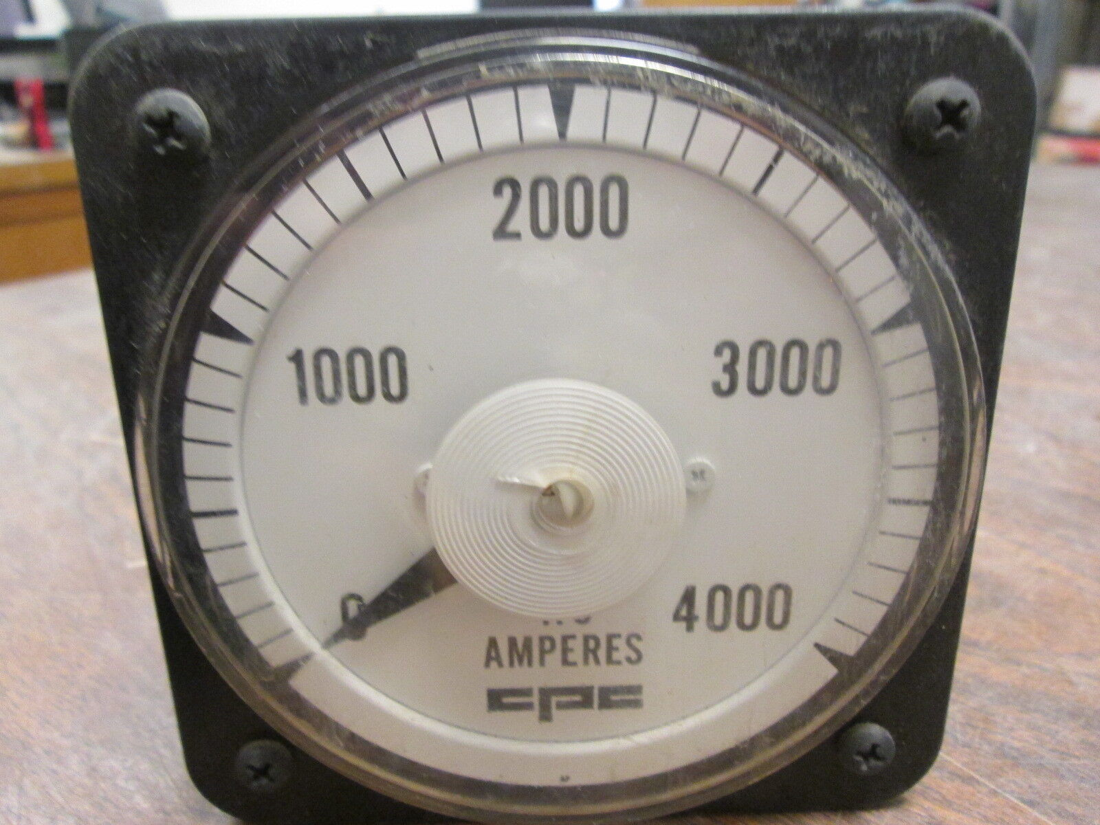 GE AC Ammeter 103131LSUE7PLD Range: 0-4000A *Missing Phase Plate Screw* Used