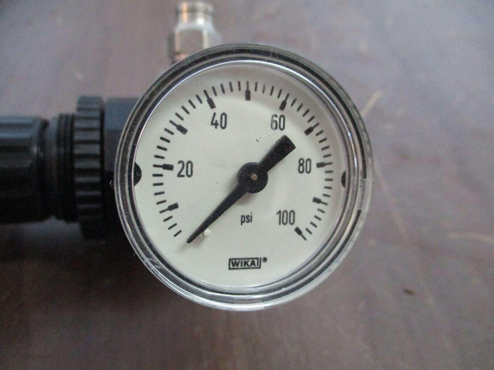 Norgren Compressed Gas Regulator R44-222-RNLA Inlet: 250PSIG Outlet: 125PSIG