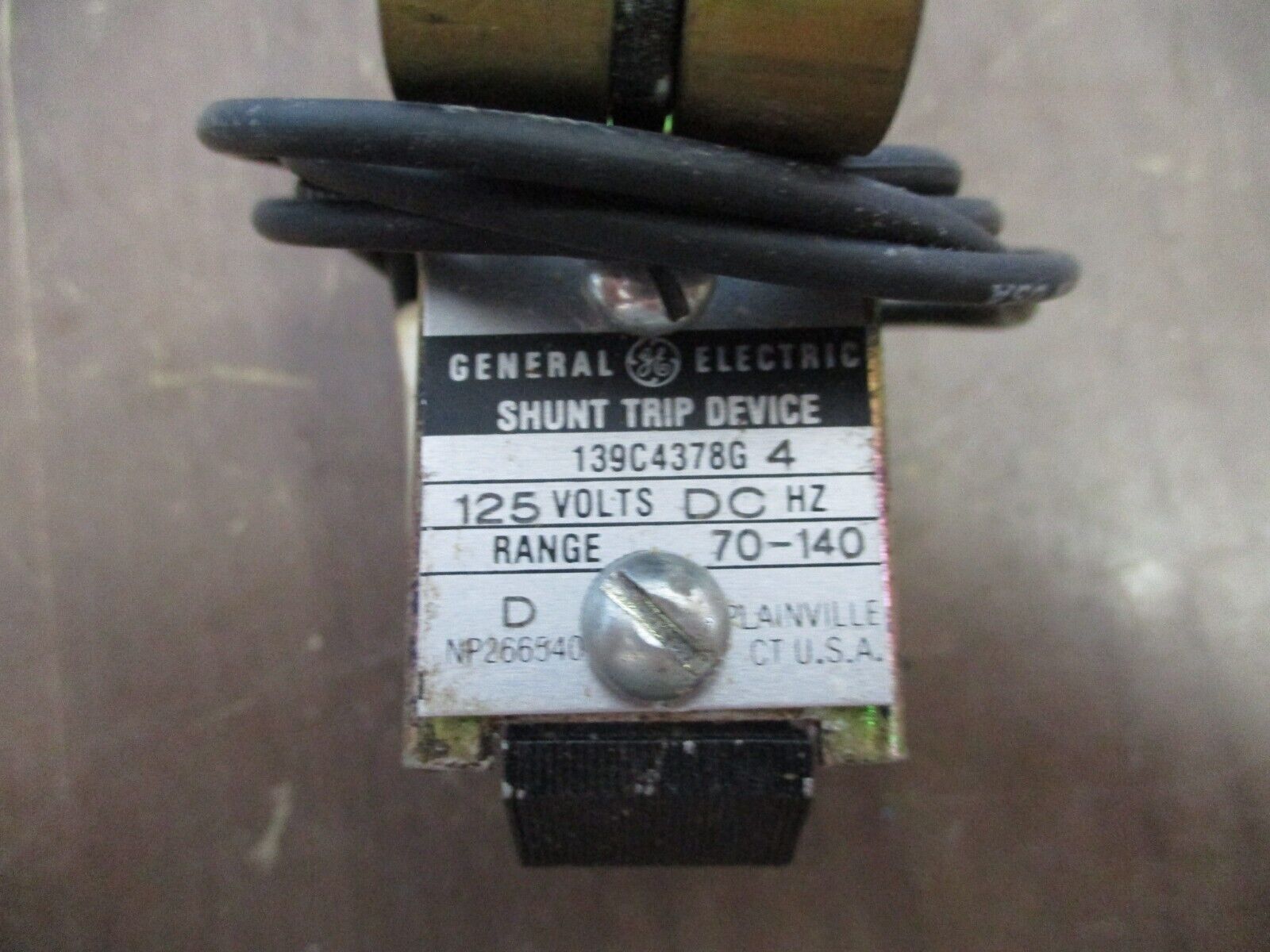 GE Shunt Trip Device 139C4378G4 125V 60Hz Used