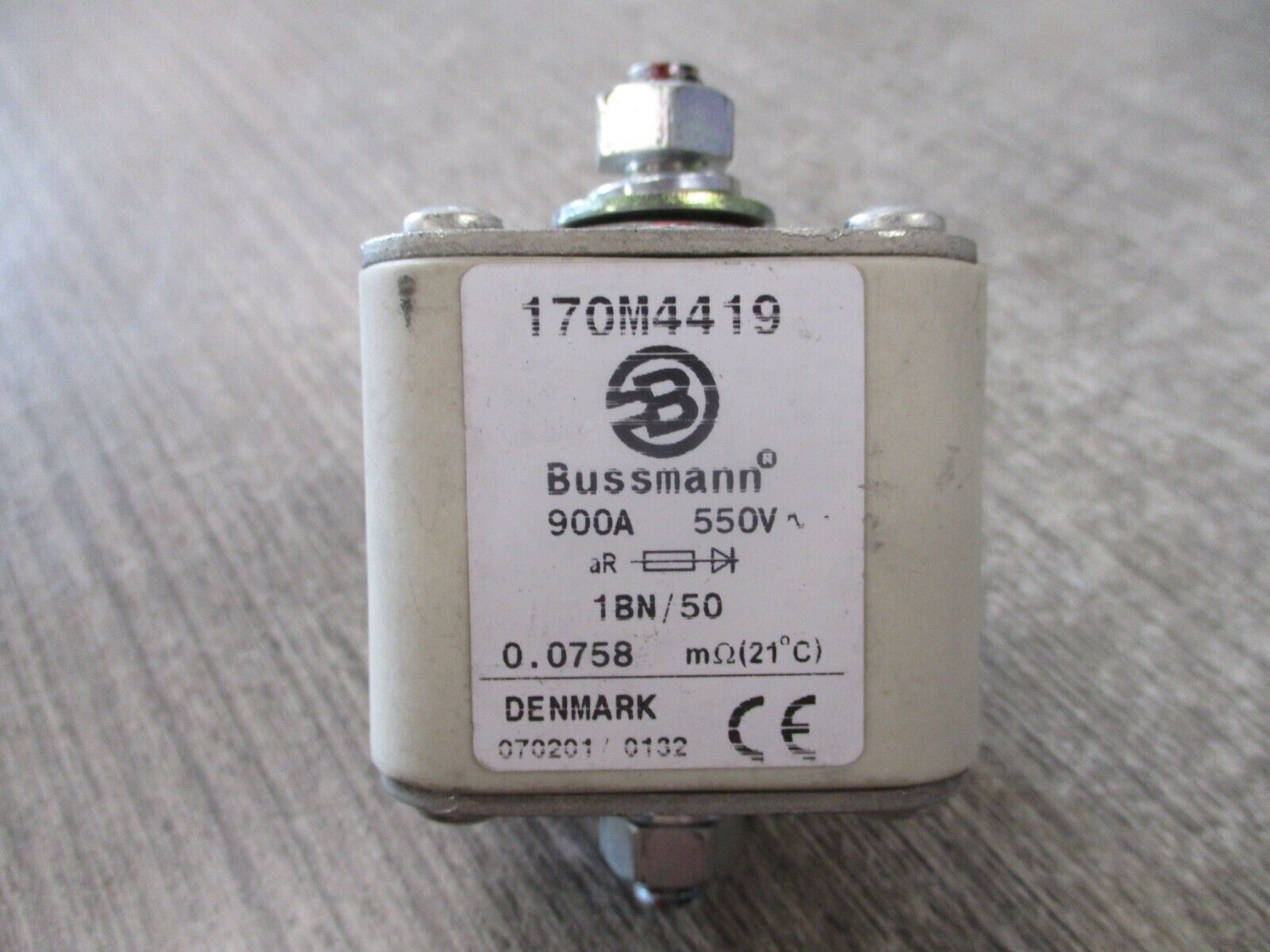 Bussmann Fuse 170M4419 900A 550V Used