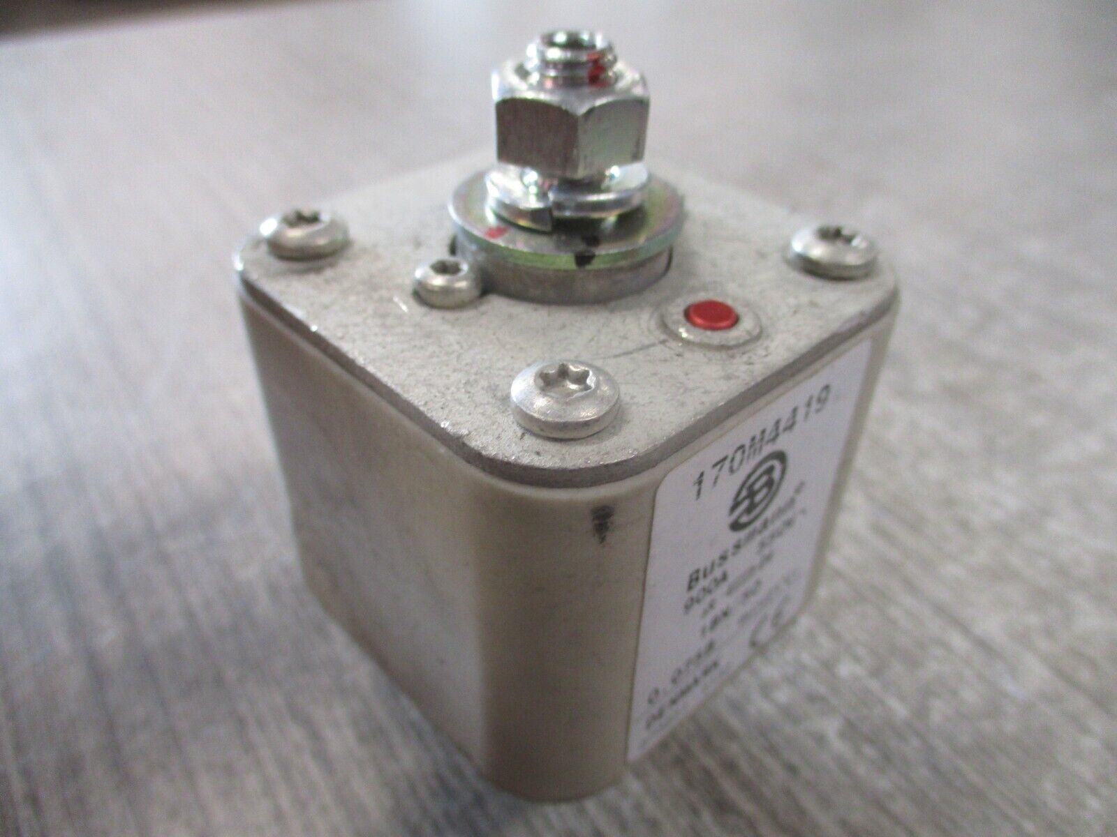 Bussmann Fuse 170M4419 900A 550V Used