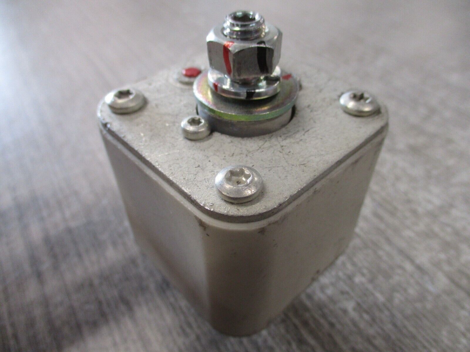Bussmann Fuse 170M4419 900A 550V Used