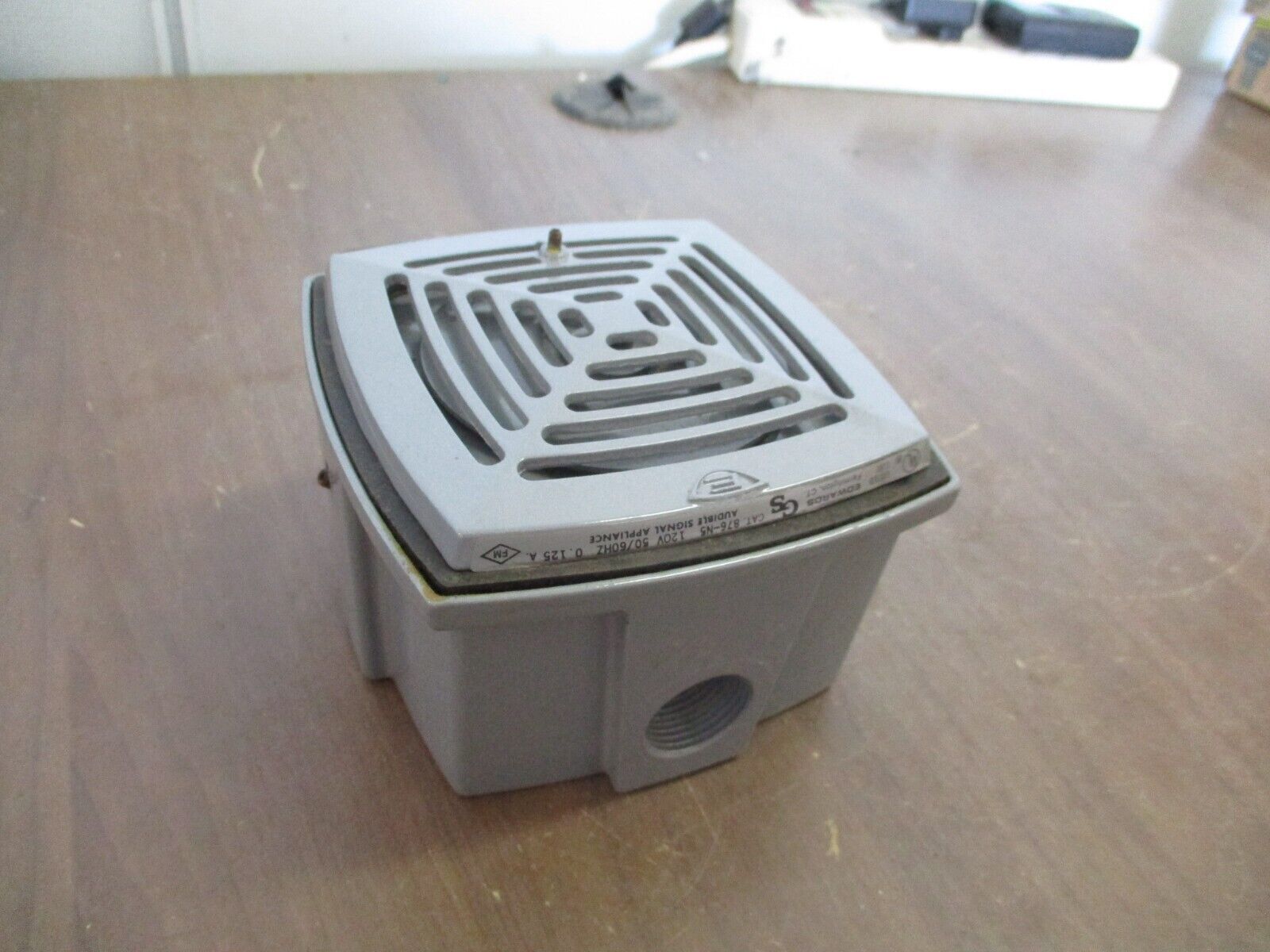 Edwards Audible Signal Appliance 876-NS 120V 50/60Hz 0.125A Used