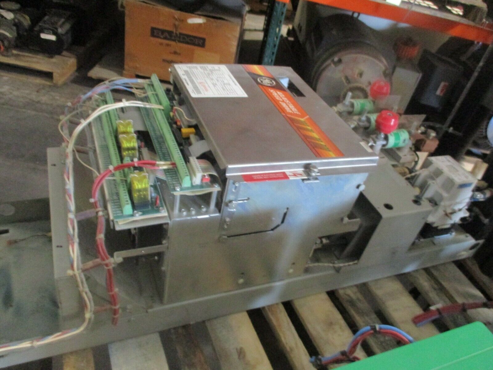 GE Adjustable Speed DC Drive 7VYDS025CD01 100HP In: 480VAC Out: 500VDC Used