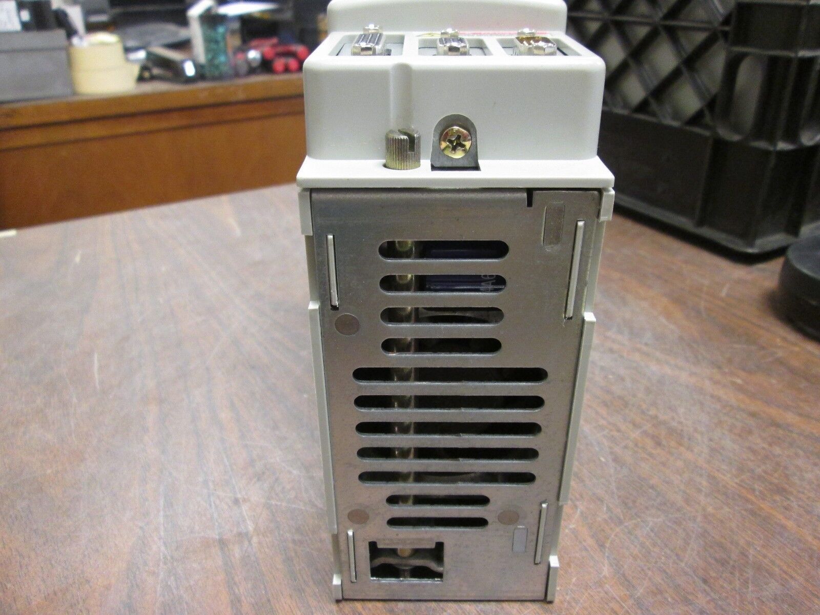 Allen-Bradley Kinetix 6000 Servo Drive 2094-AMP5 200/230V System 5A Motor Used