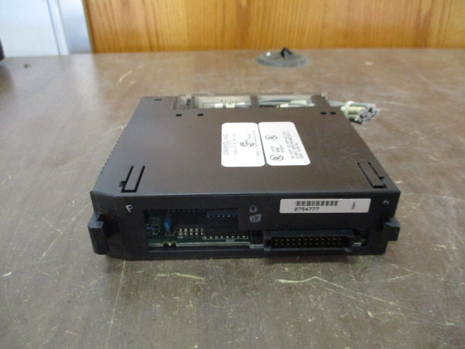 GE Fanuc Output Module IC693MDL740D 12/24VDC 0.5A 16PT POS Used