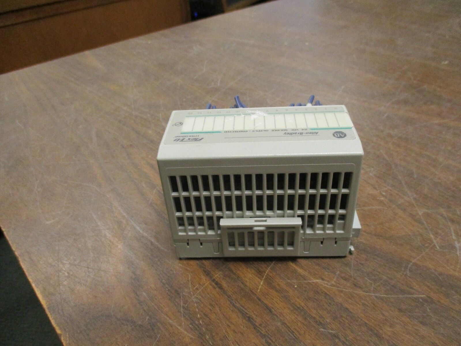 Allen-Bradley Flex I/O Output Module 1794-OB16P 24VDC Used