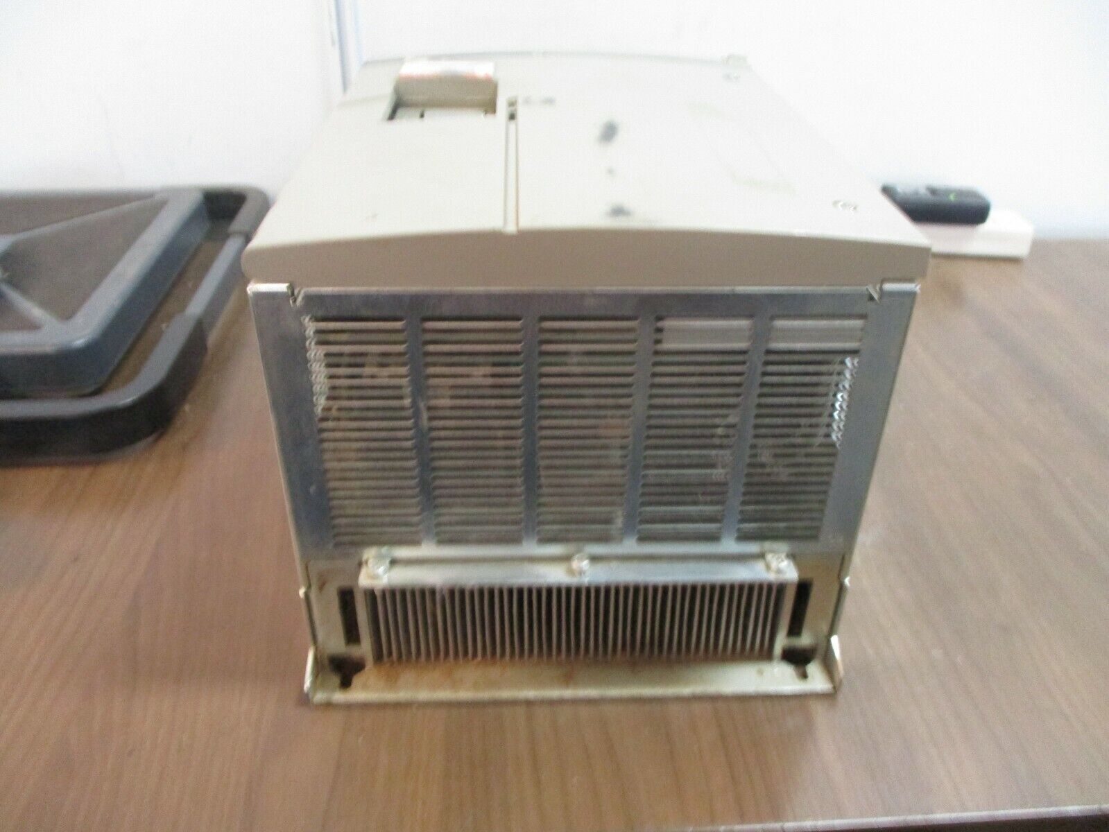 Square D Altivar 58 AC Drive ATV58HD16N4Z 15HP *No Keypad* *No Back Cover* Used