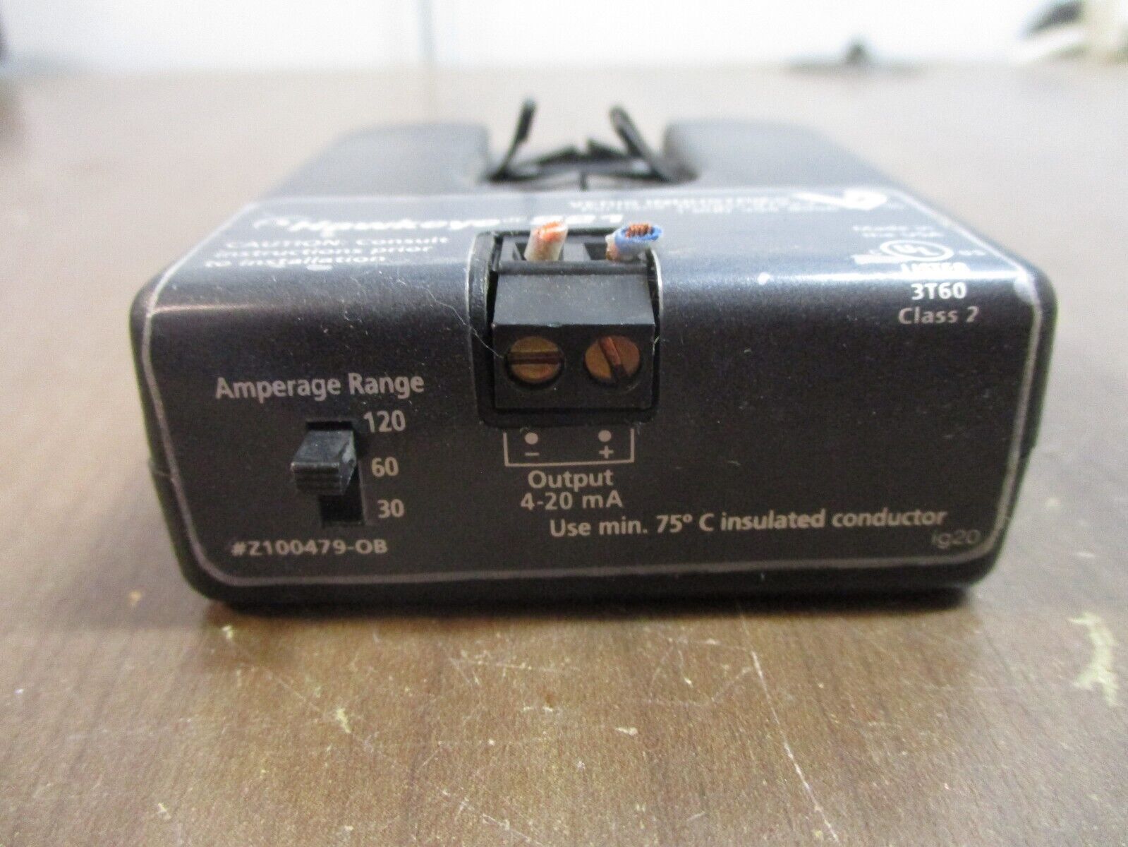 Veris Hawkeye 921 Analog Current Sensor H921 Output: 4-20mA Used