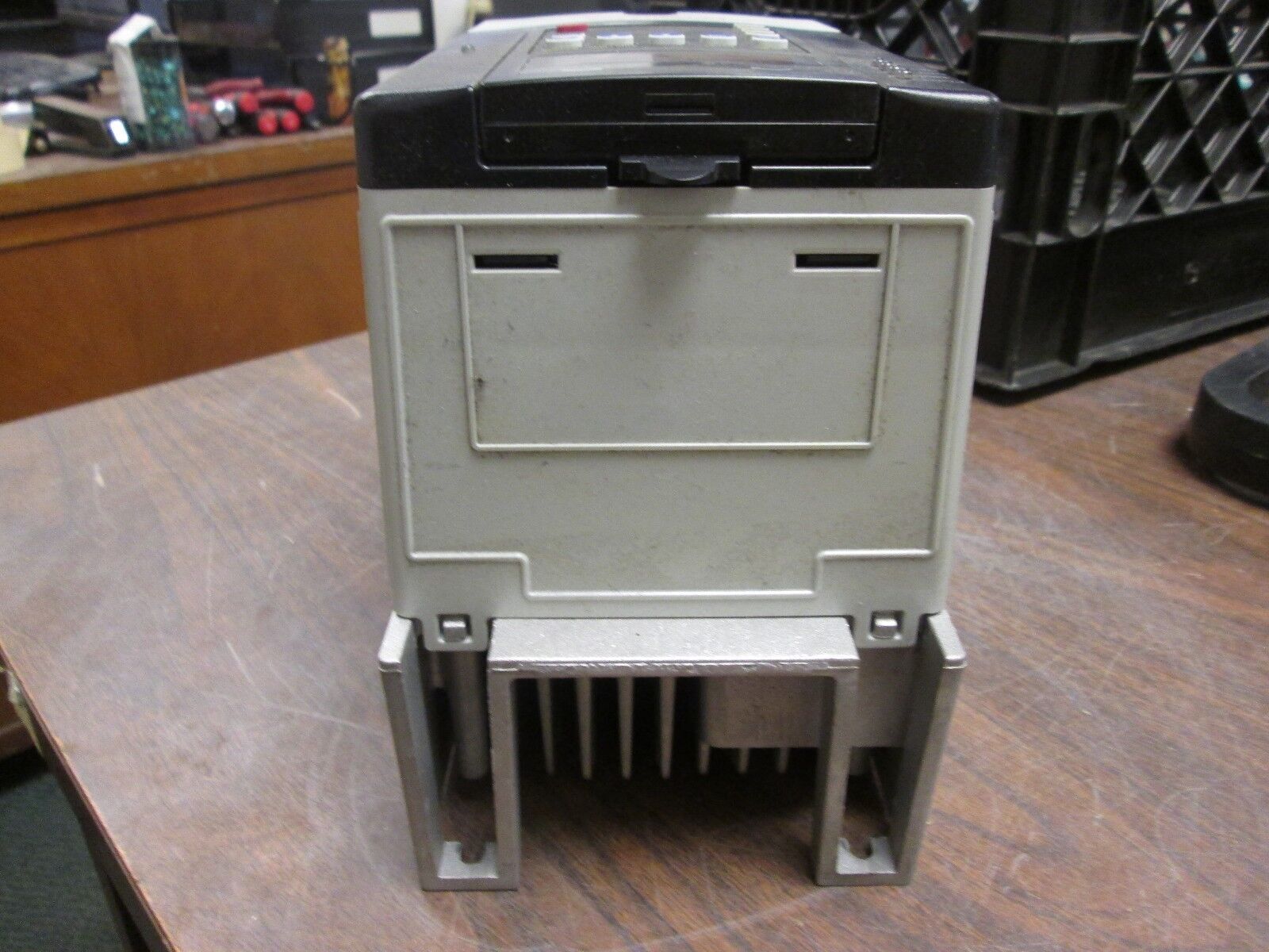 Allen-Bradley PowerFlex70 AC Drive 20A D 2P1A 1 AYNNDNN 1HP 3Ph Used