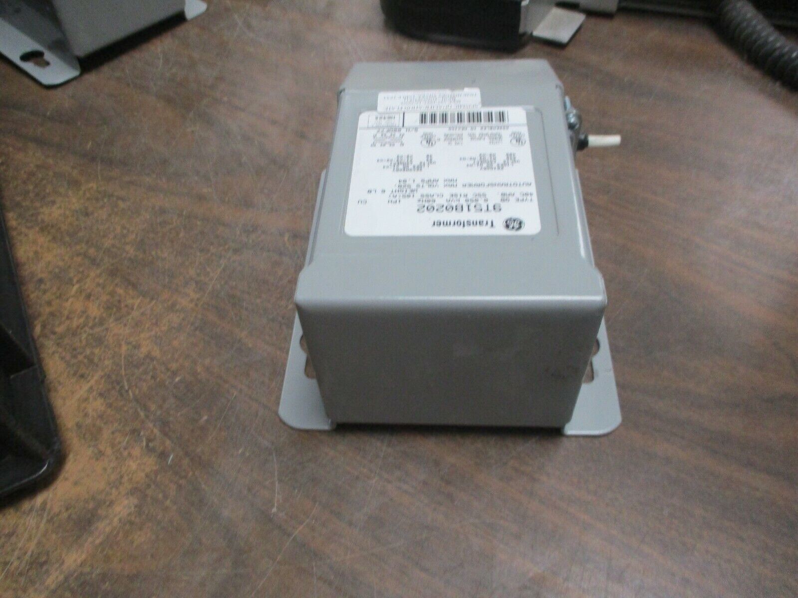 GE Type QB Transformer 9T51B0202 0.050kVA Pri:240/480V Sec:24/48V 60Hz 1Ph Used