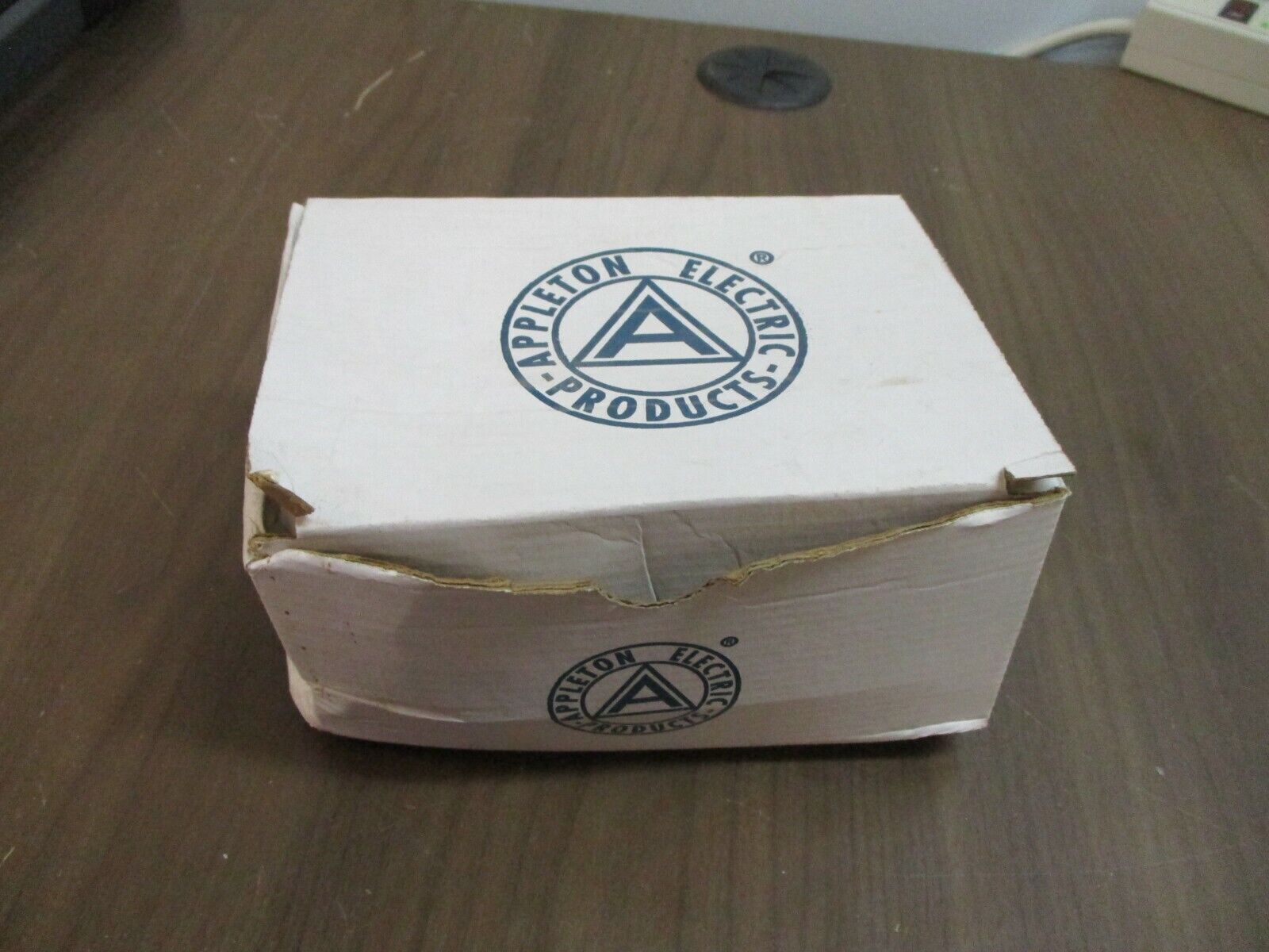 Appleton Insul Connector STB-150L 1½" New Surplus