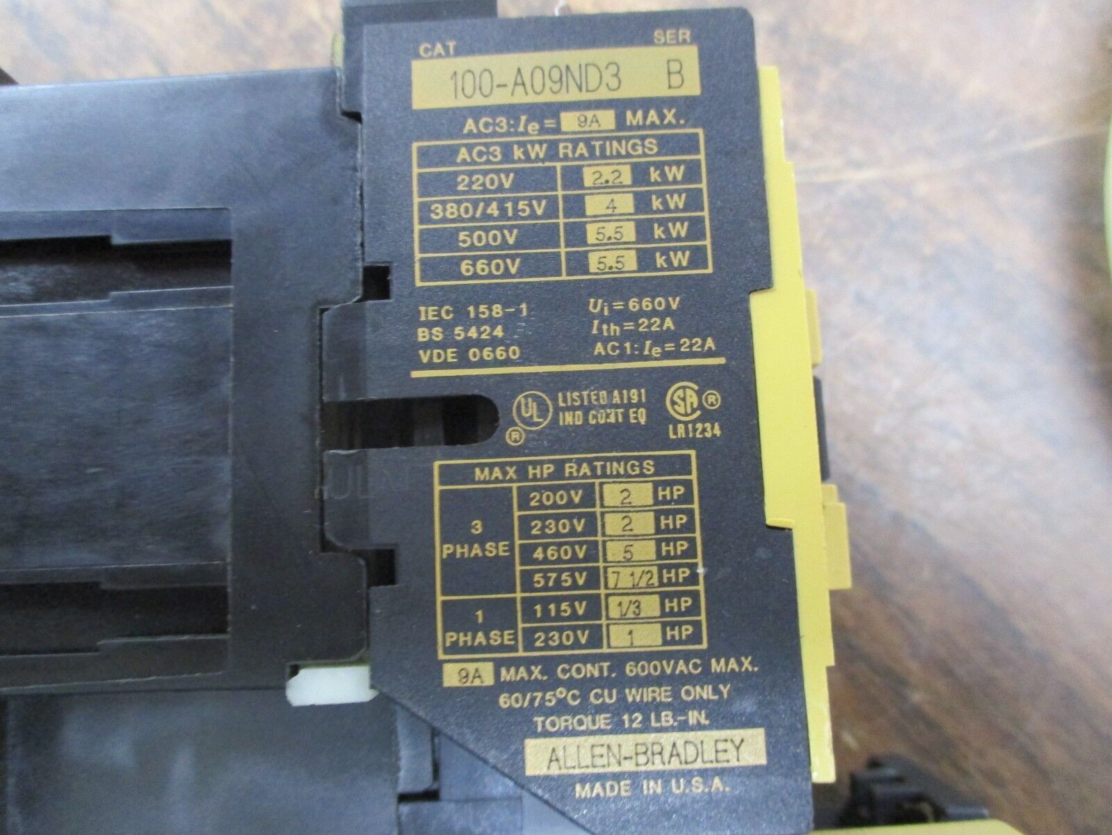 Allen-Bradley Starter 100-A09ND3 120V Coil 193-BSB 22 1.5-2.3A