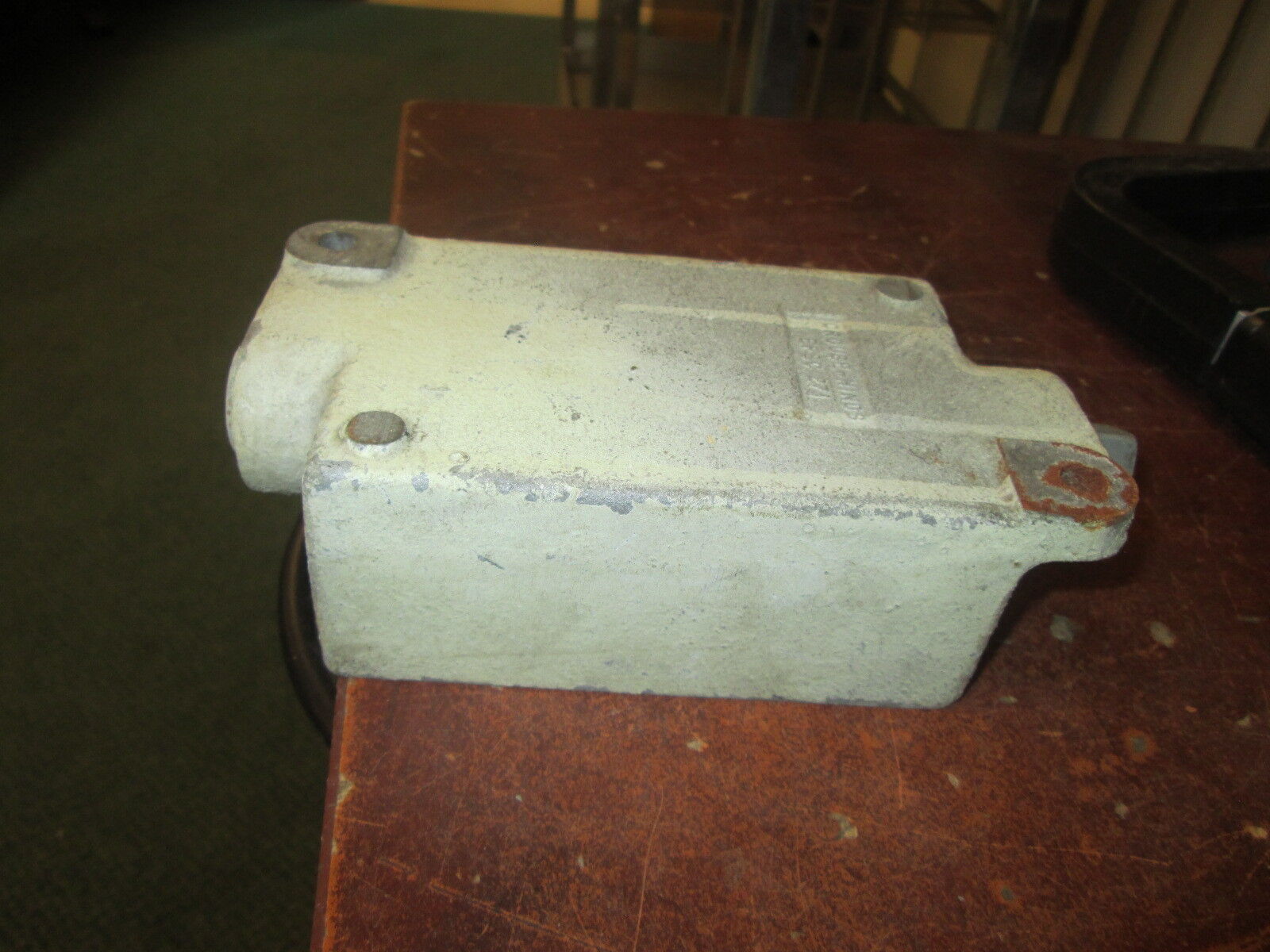 Crouse-Hinds Explosion Proof Outlet Box EFSC 271 3/4" Used