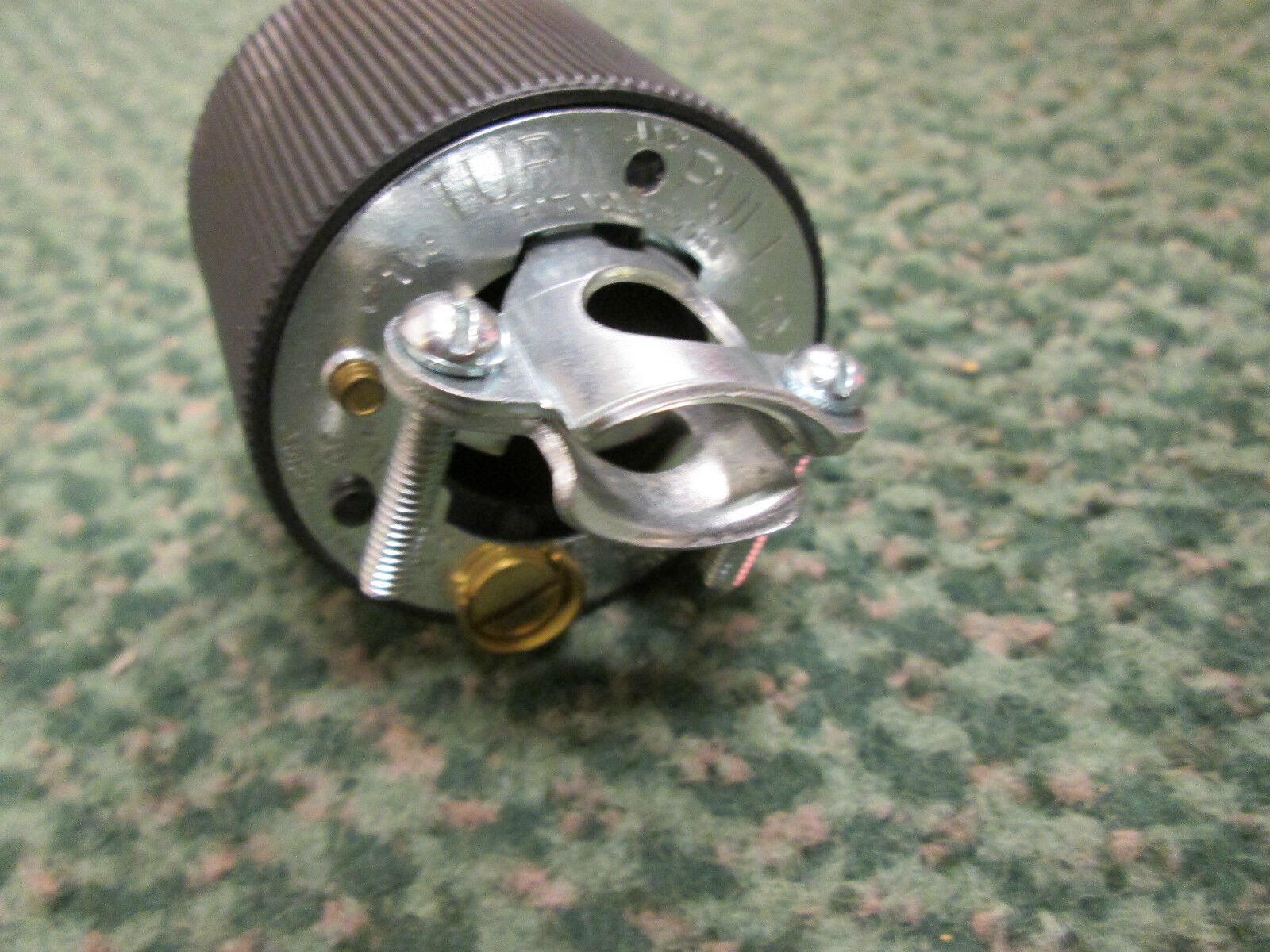 Hubbell Variload Twist-Lock Plug 30A 250/600V 4P 5W Used