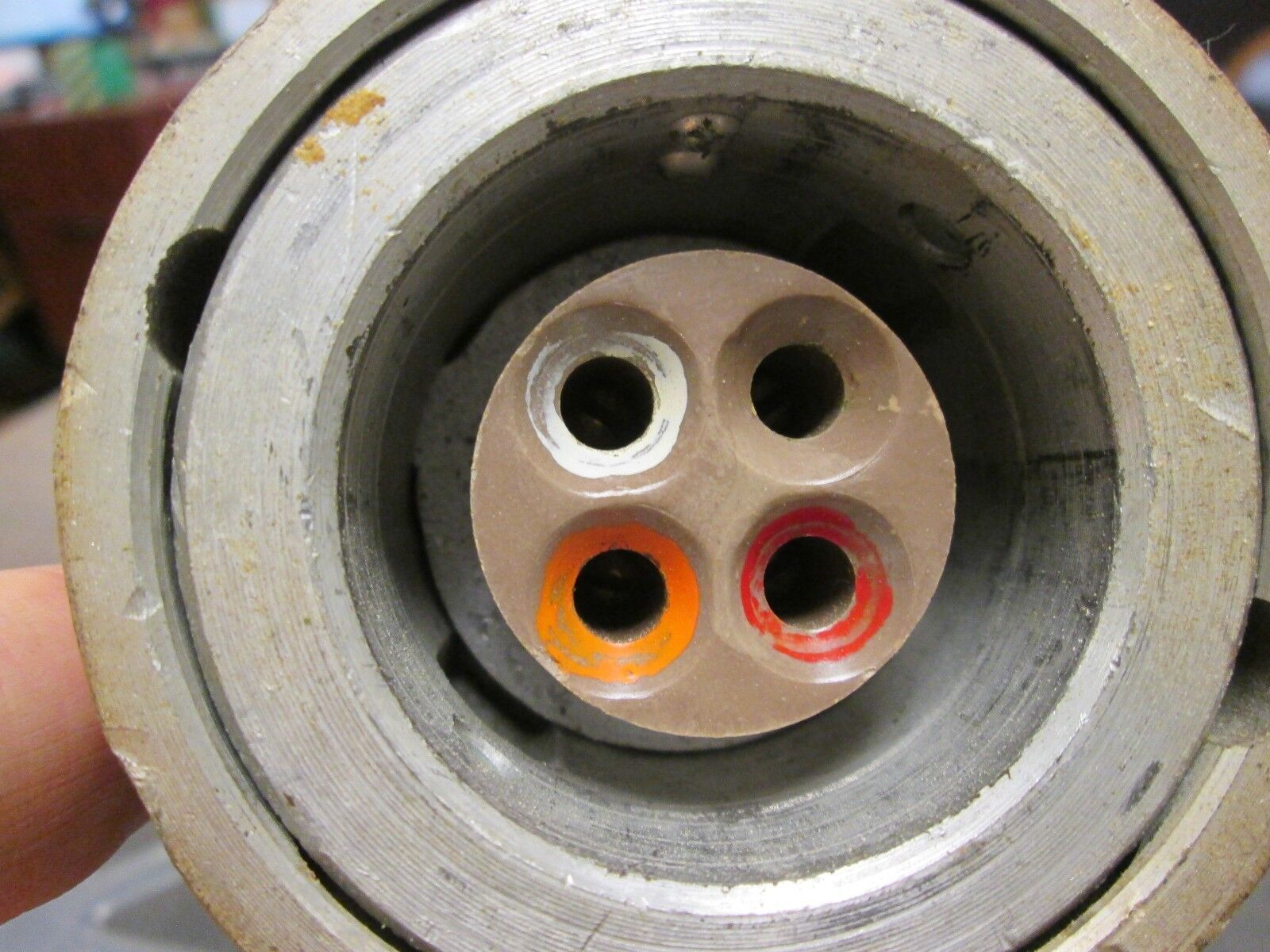 Crouse-Hinds Connector DR342 30A 3W 460V 4P Used