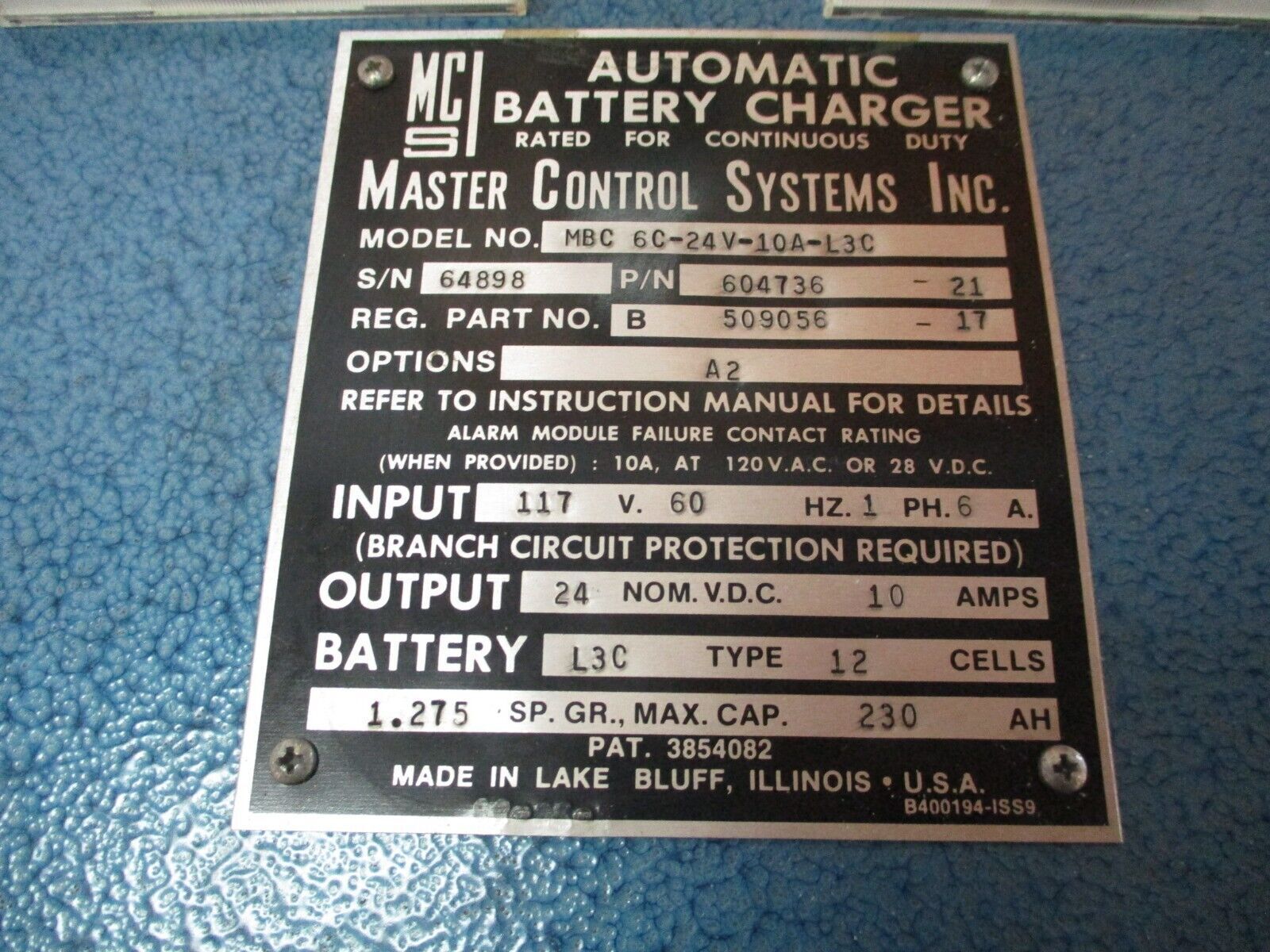 Master Control Systems Automatic Battery Charger 604736-21 Output: 24VDC 10A
