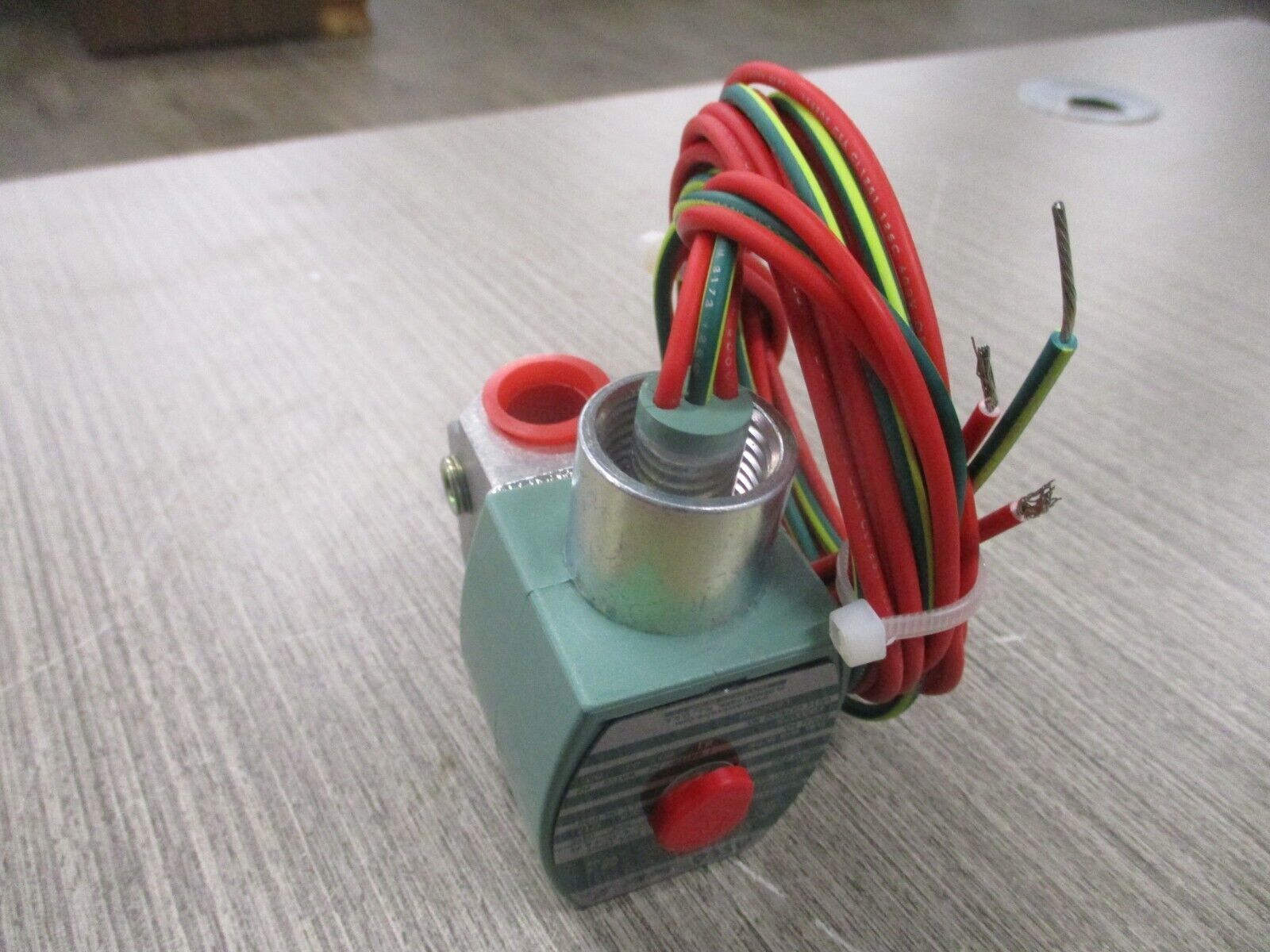 Asco Solenoid Valve L8040H8 New Surplus