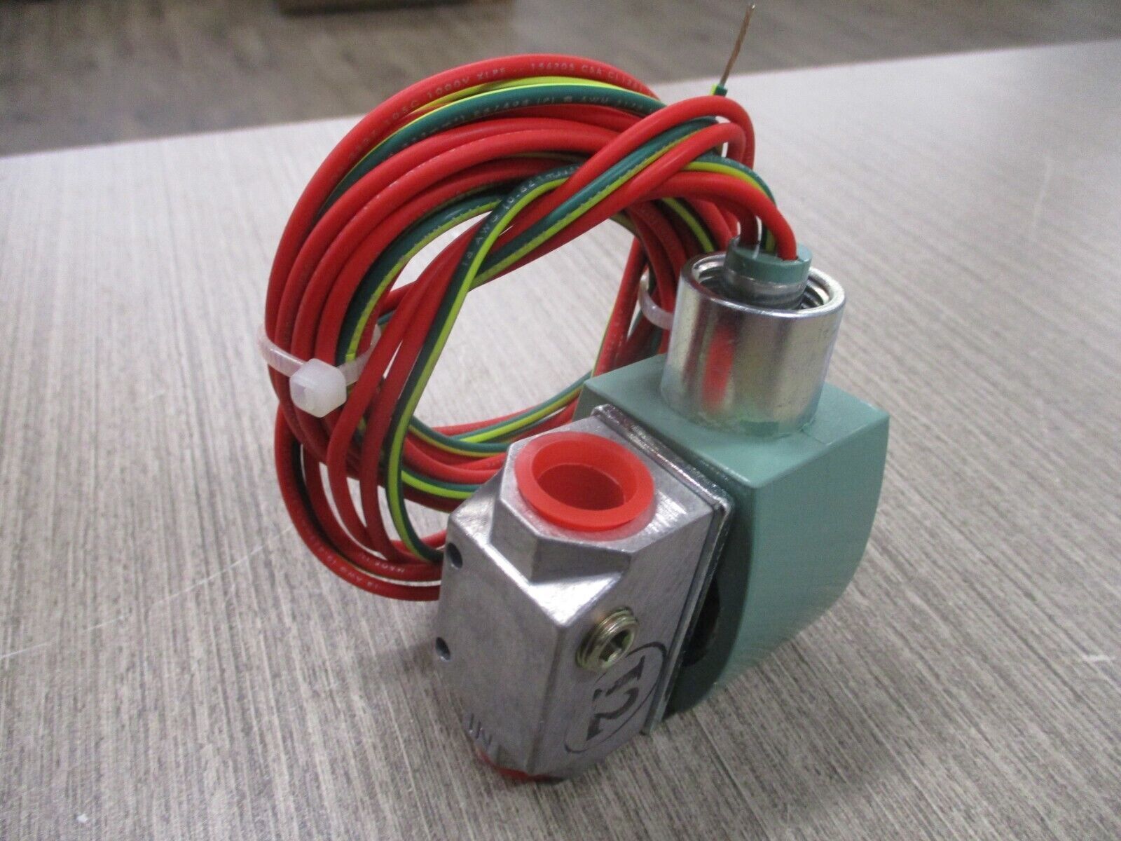 Asco Solenoid Valve L8040H8 New Surplus