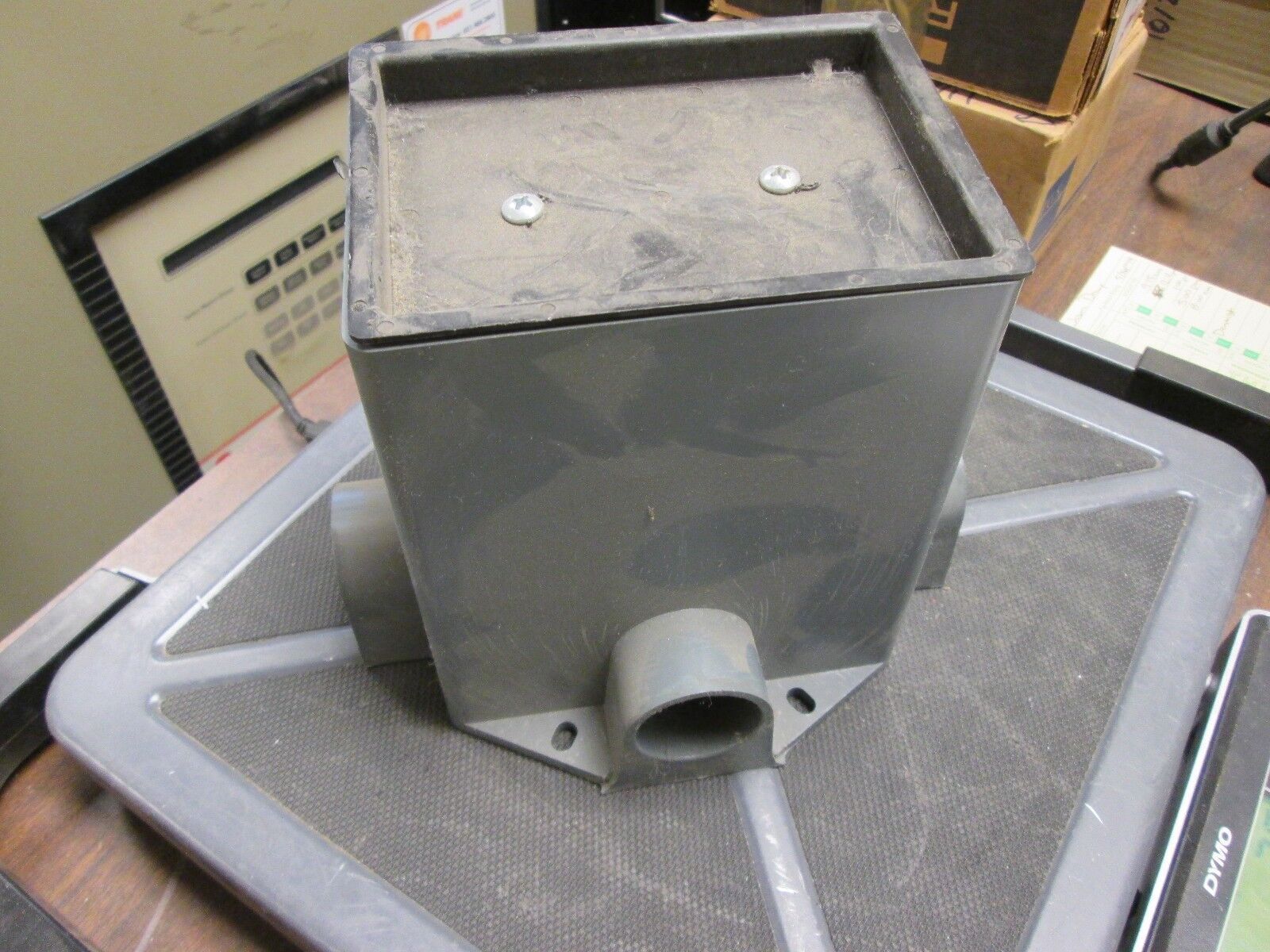 Thomas & Betts Non-metallic Single Gang Floor Box 641-P Reducers Not Included