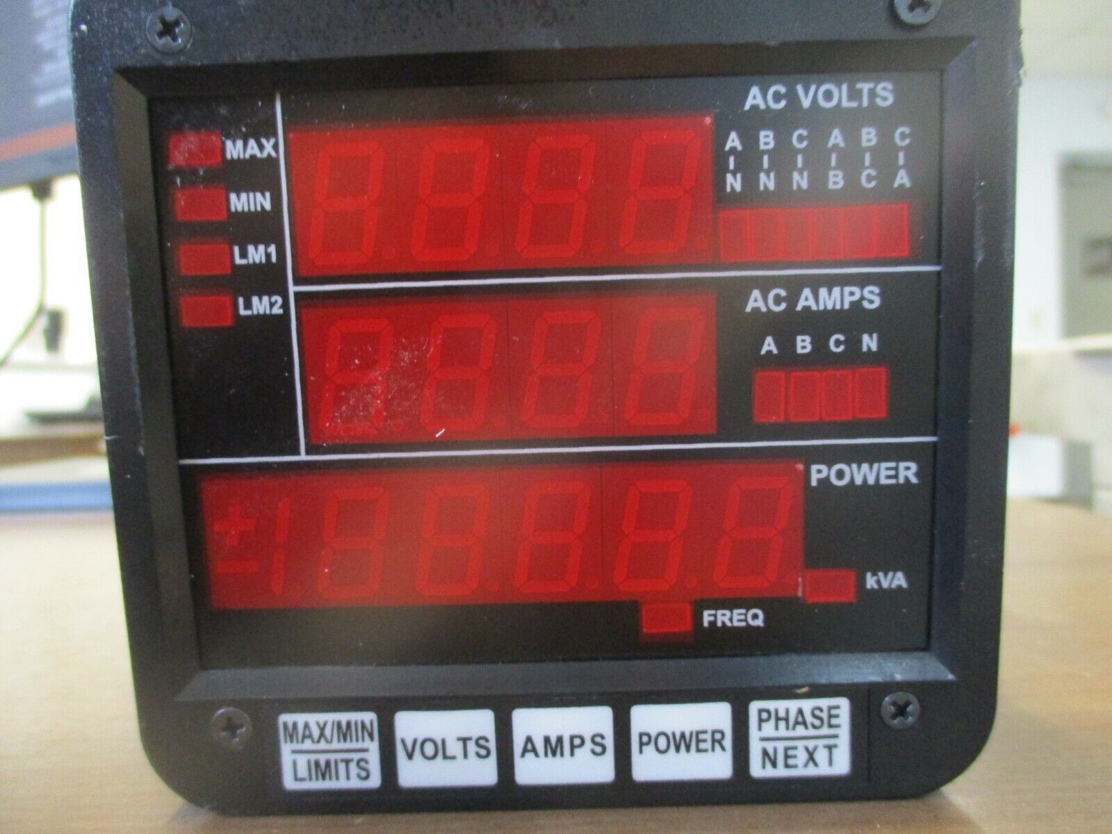 Electro Industries/GaugeTech Power Meter DMMS300-FKVA-3E-M11.5 Used