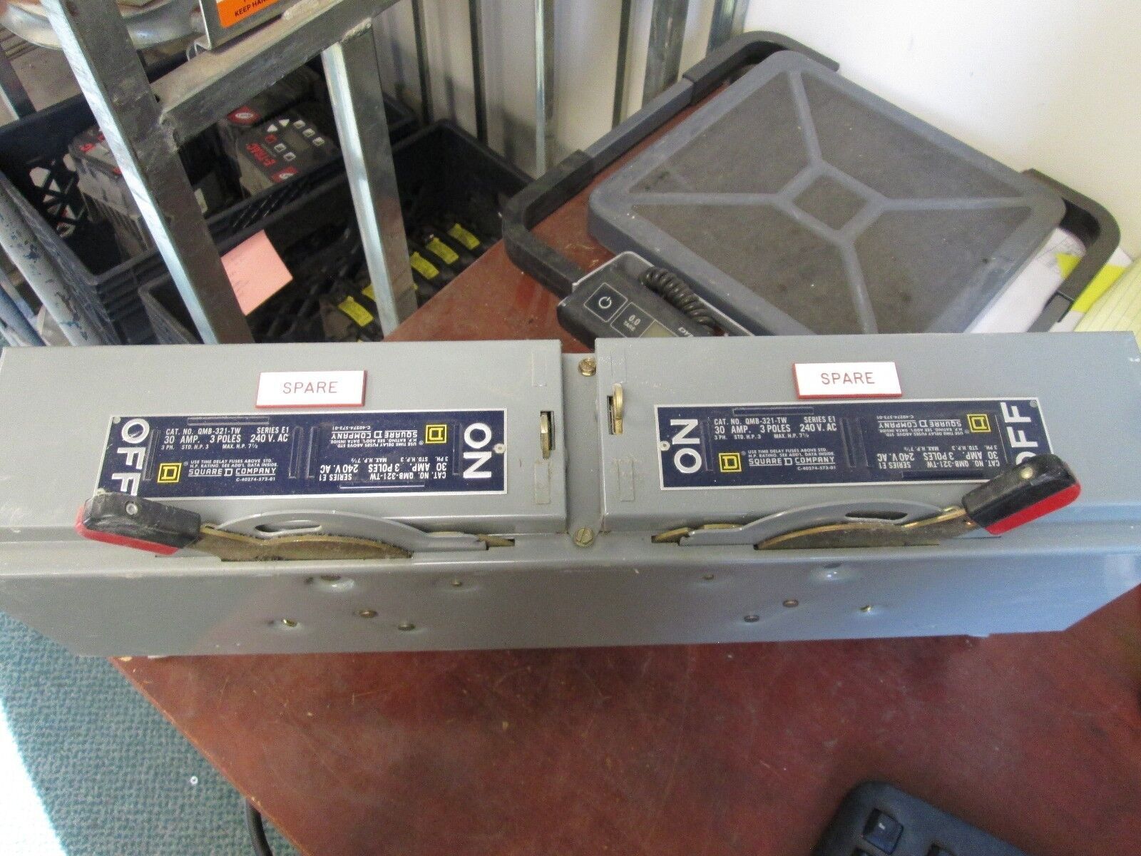 Square D QMB Panelboard Switch QMB-321-TW 30A 240V 3P Twin Switch Used