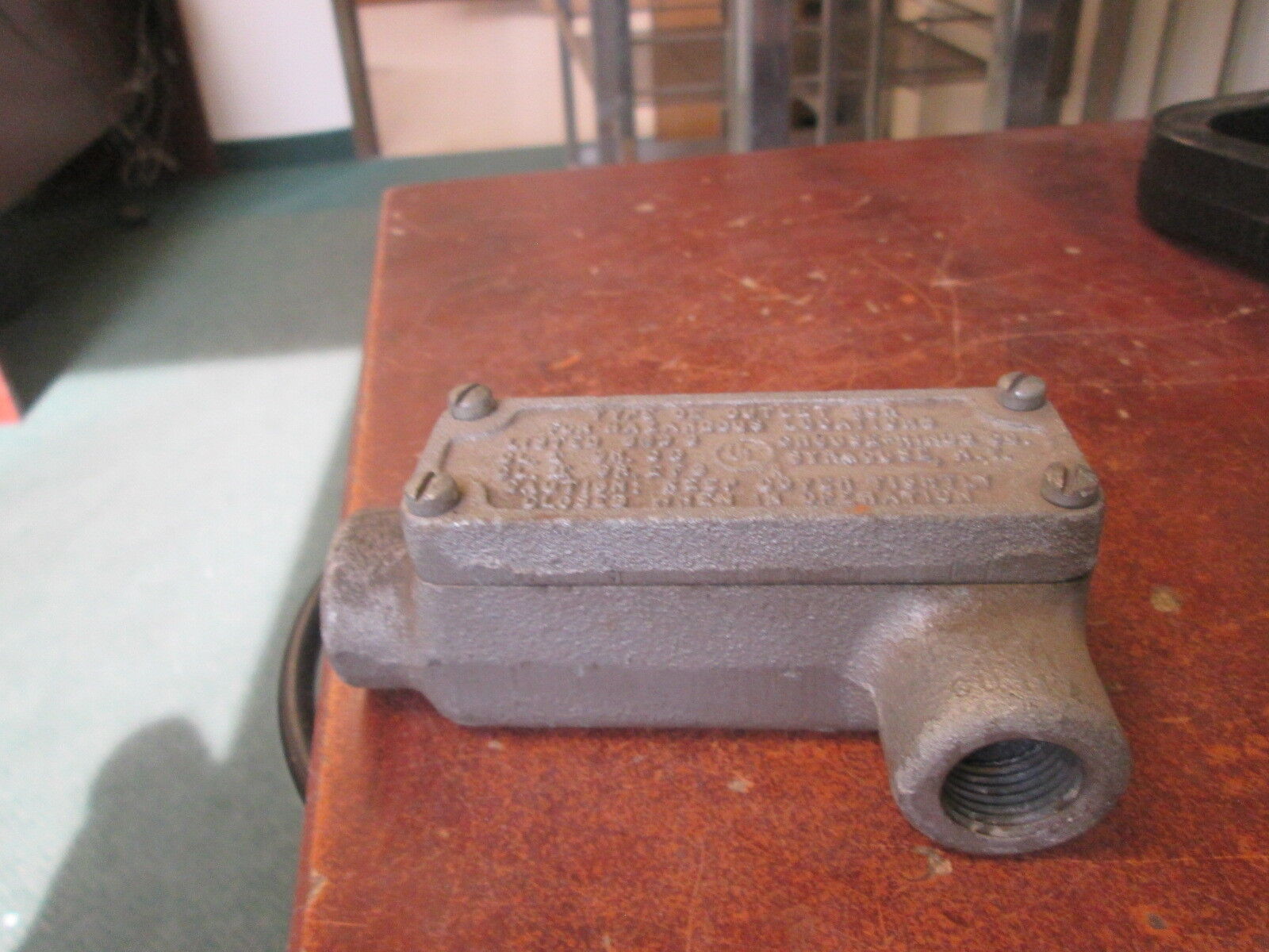 Crouse-Hinds Explosion Proof Condulet OELL-1 1/2" Used