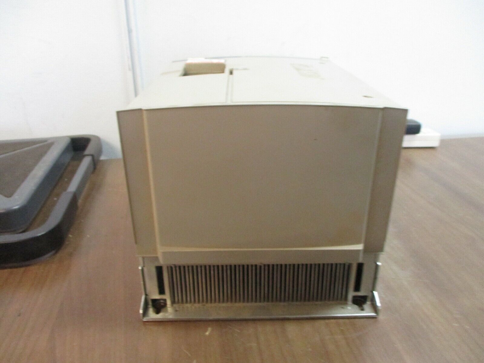 Square D Altivar 58 AC Drive ATV58HD16N4Z 15HP *No Keypad* Used