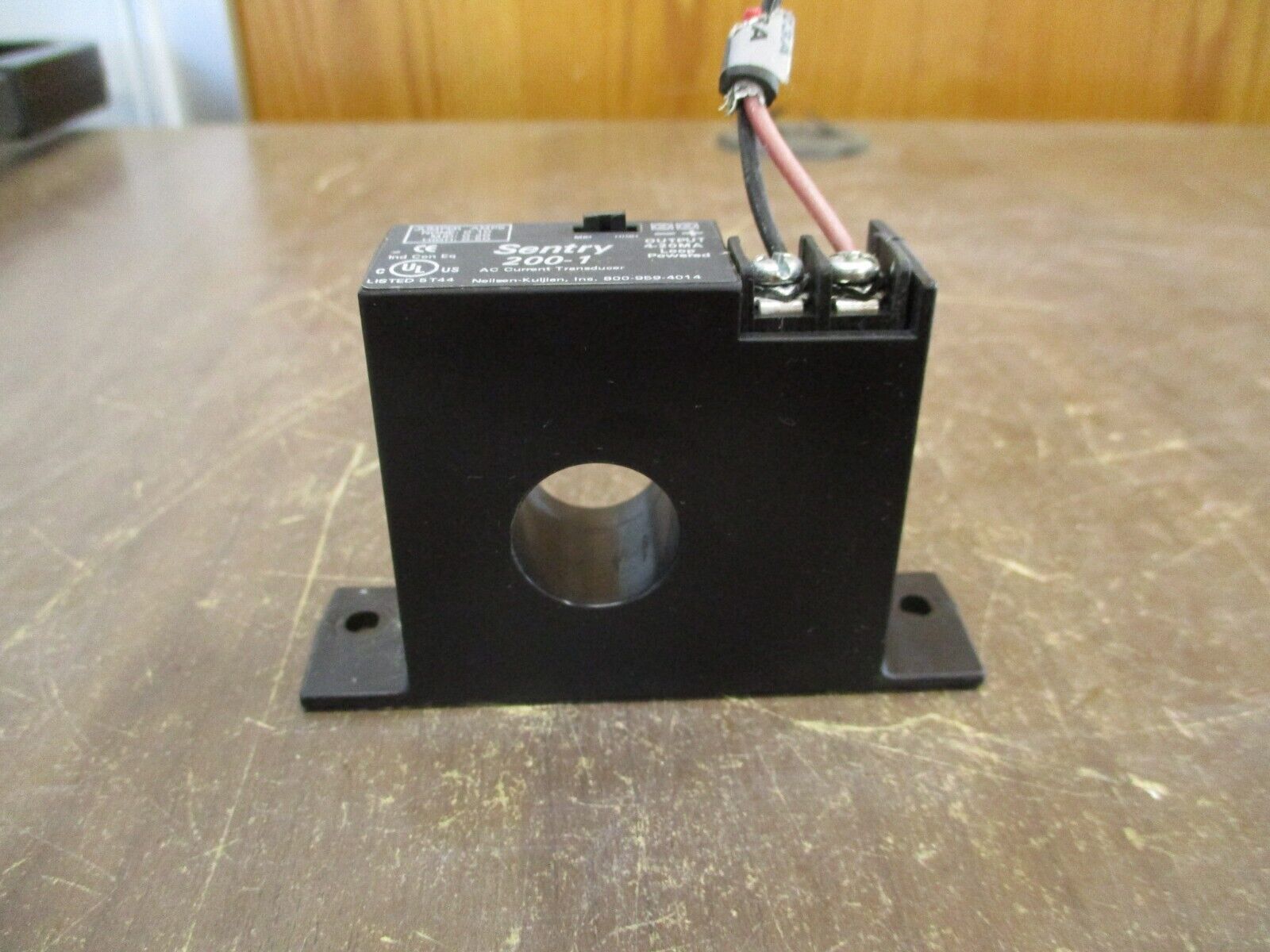 Neilsen-Kuljian Sentry AC Current Transducer 200-1 Output: 4-20mA Used