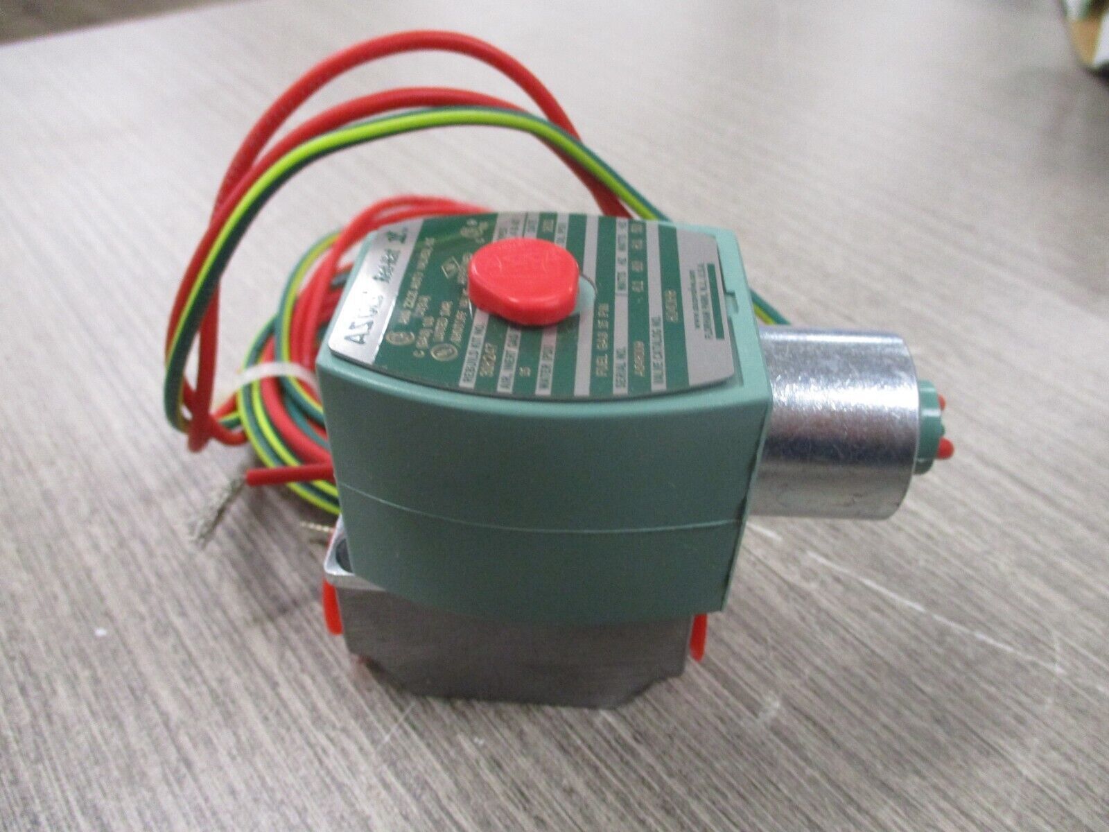 Asco Red-Hat Solenoid Valve 8040 H8 120V Coil New Surplus