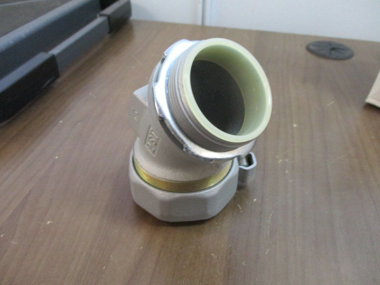 Appleton INS 45 Connector STB-45200L 2" New Surplus