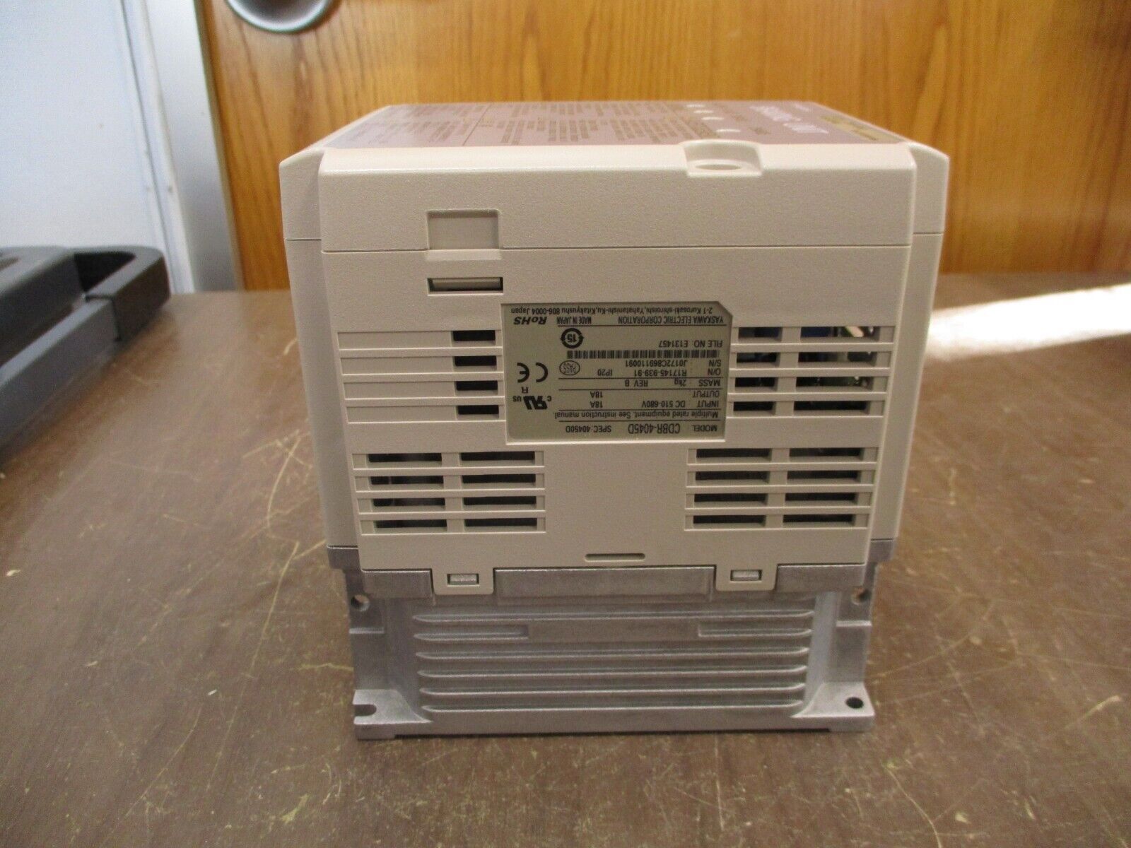 Yaskawa Braking Unit CDBR-4045D Rev. B New Surplus