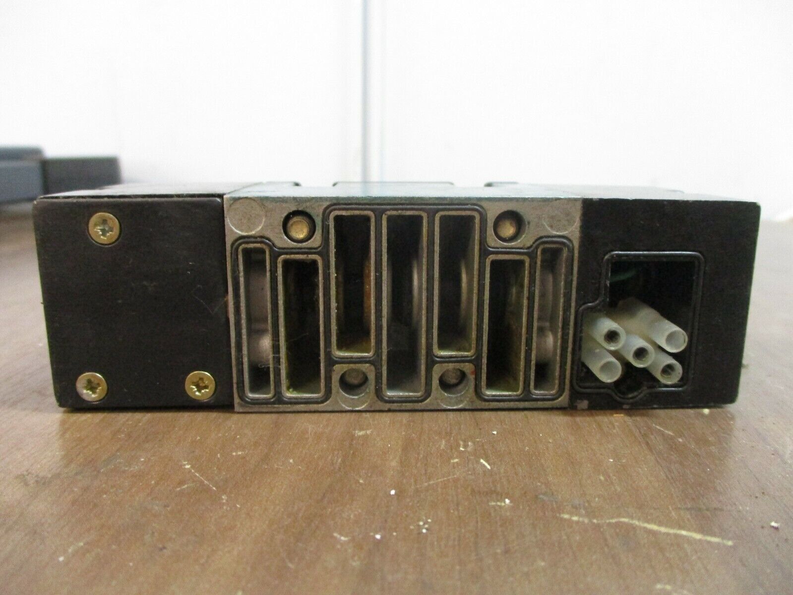 MAC Solenoid Valve MV-P1A-AADA-DM-DJAP-1D 20-120PSI Used